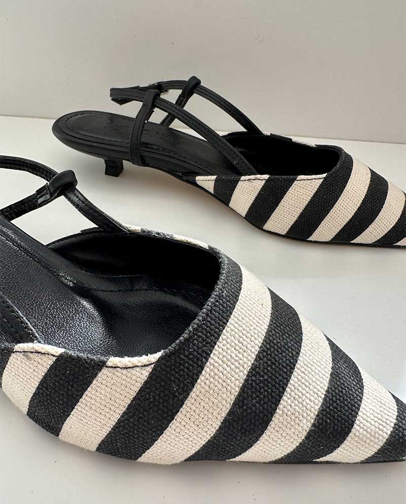 Ριγέ Mule με κοντό τακουνάκι