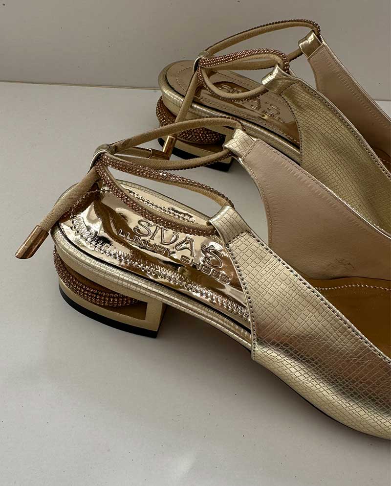 Χρυσό Mule με κοντό τακούνι και στρας