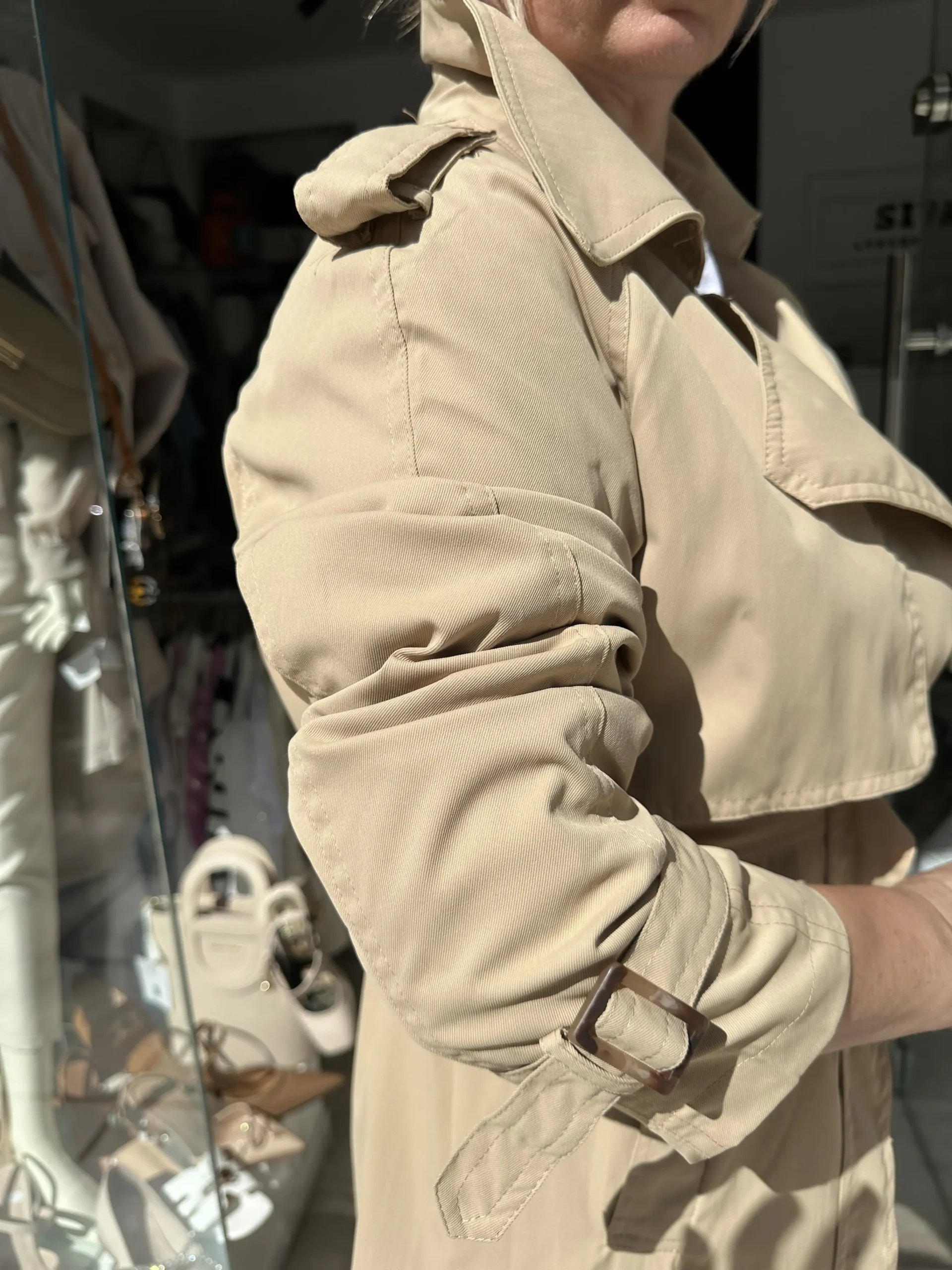 Μπέζ  κλασική καμπαρντίνα