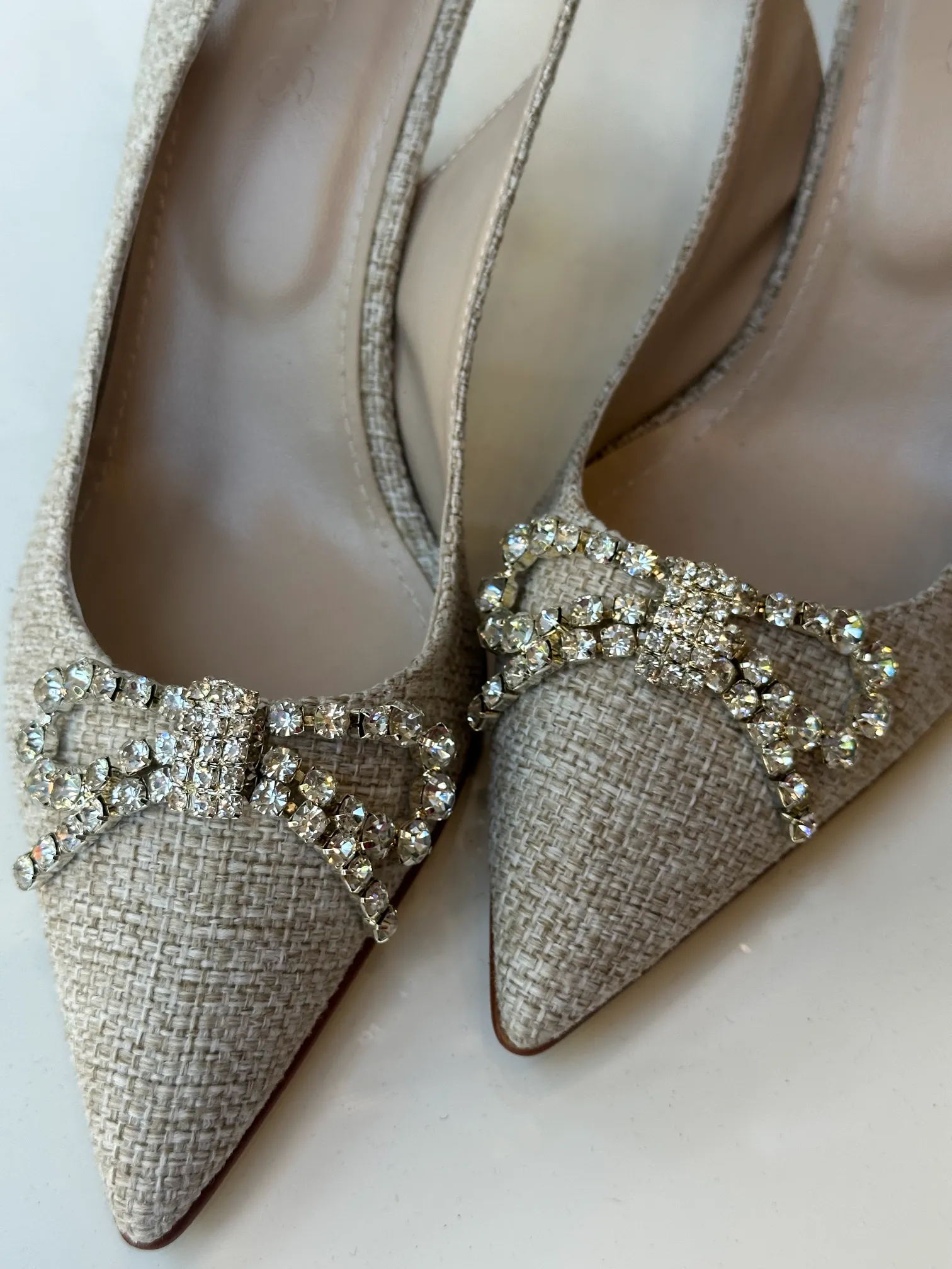 Mules με λεπτομέρεια φιογκάκι στράς