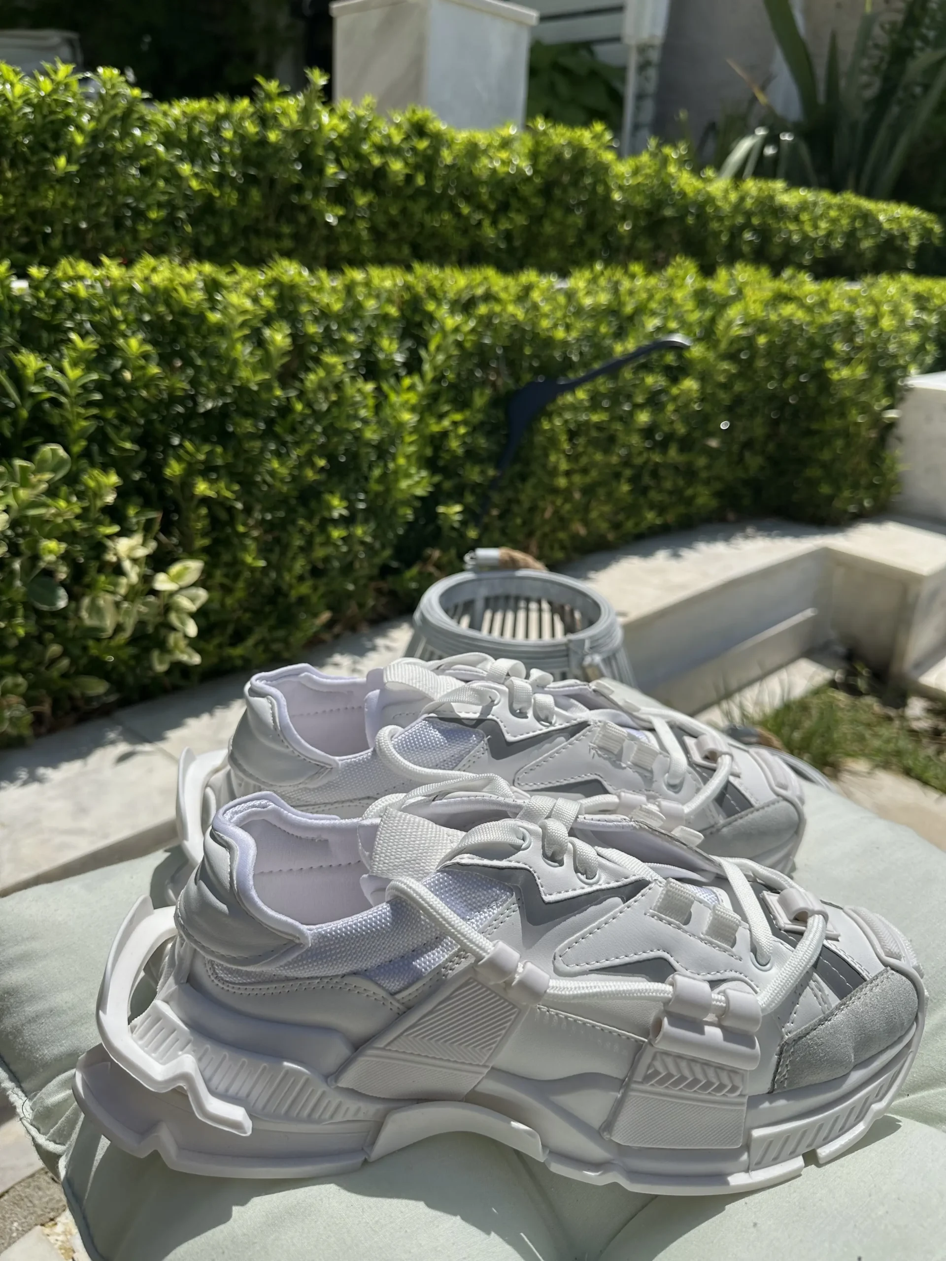 Λευκά γυναικεία sneakers