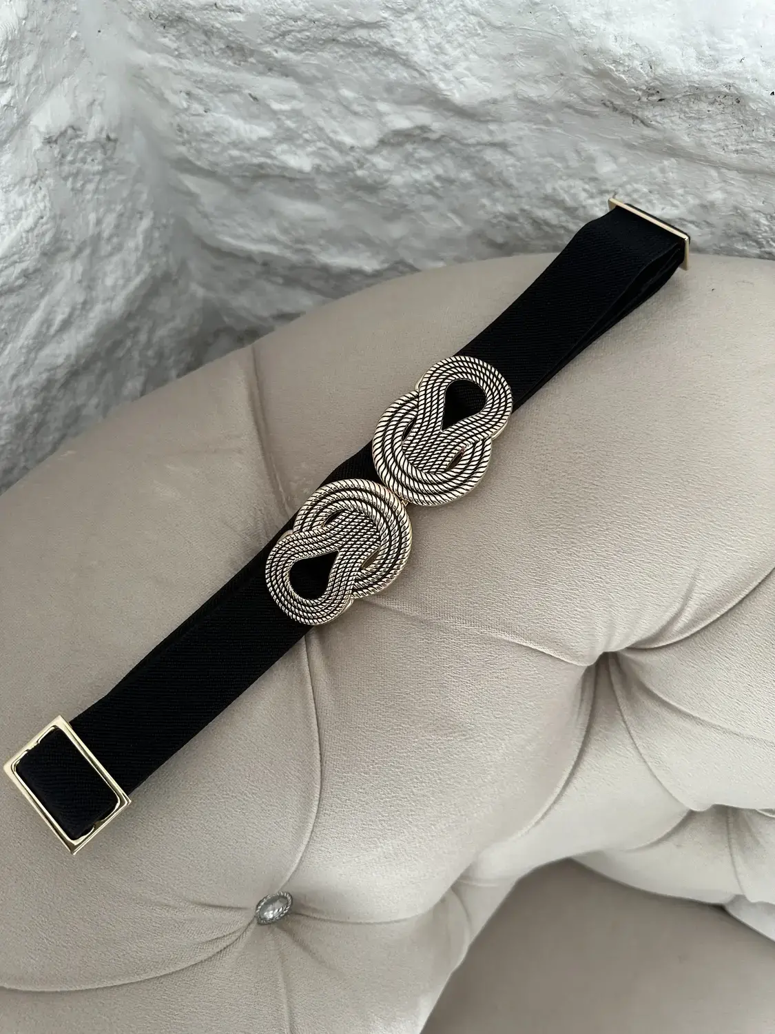 Ζώνη λάστιχο με χρυσή αγκράφα