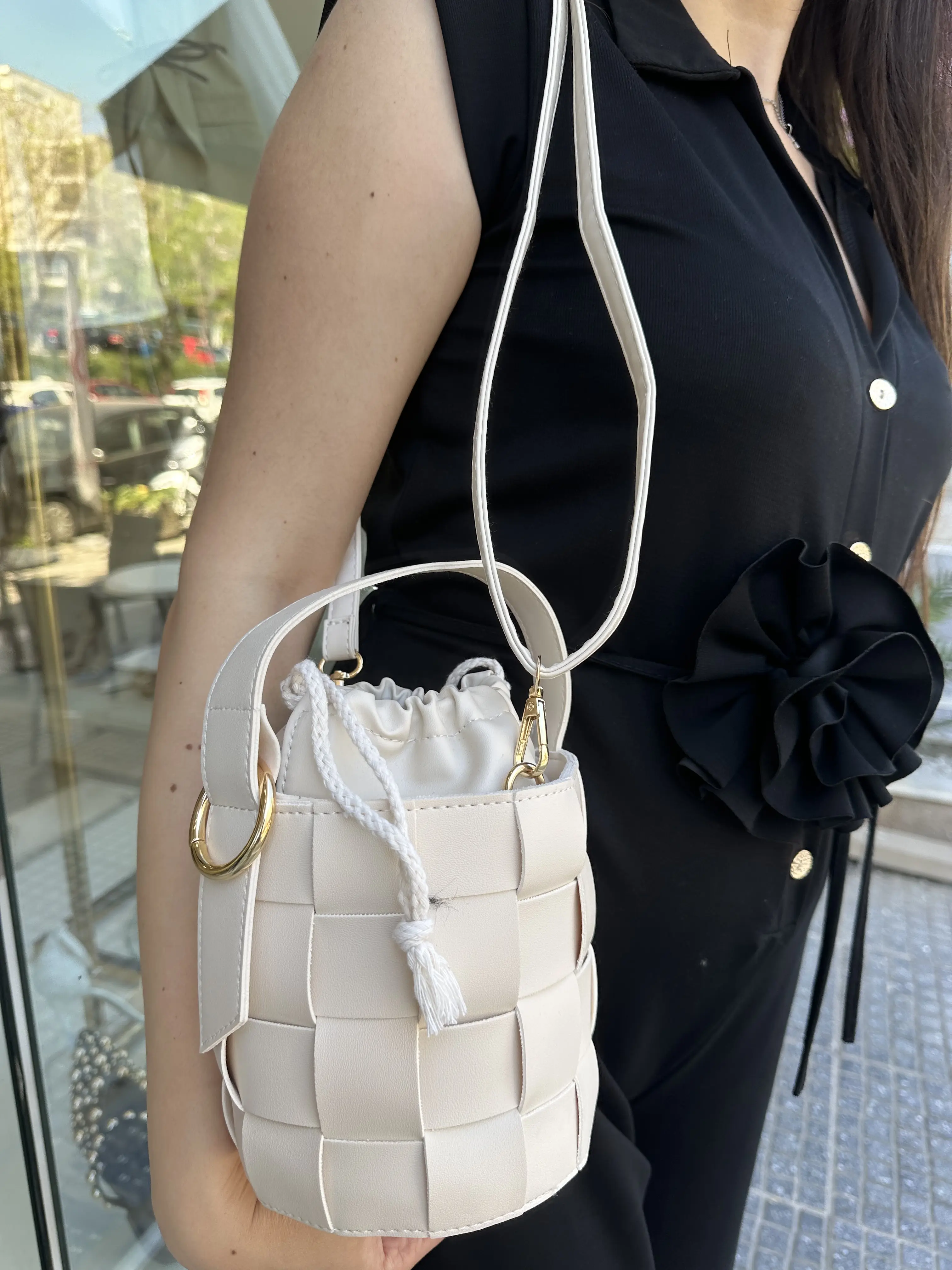 Μπέζ δερματίνη πουγκί τύπου δίχτυ