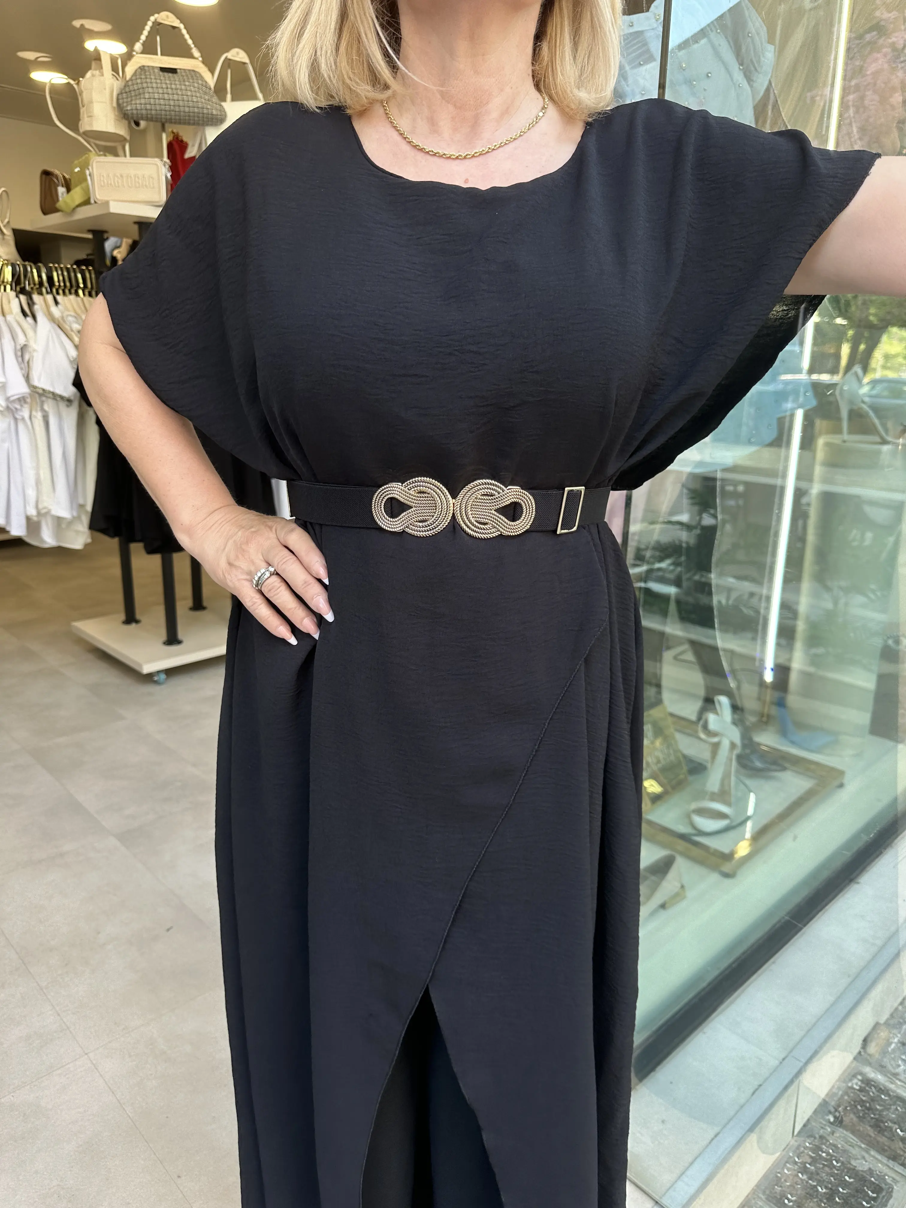 Μαύρο σέτ ασύμμετρο