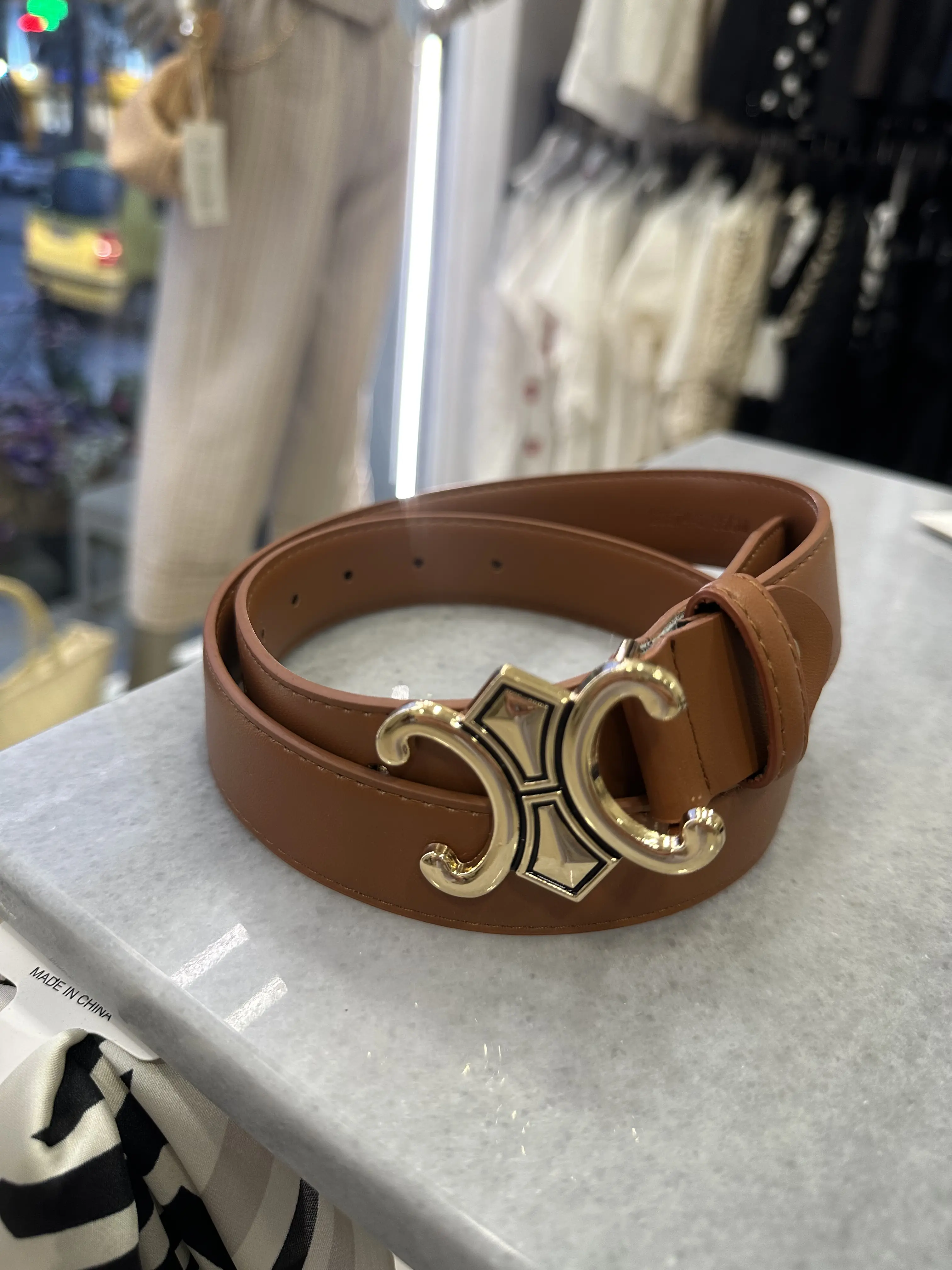 Ζώνη καφέ δερματίνη με χρυσή λεπτομέρεια