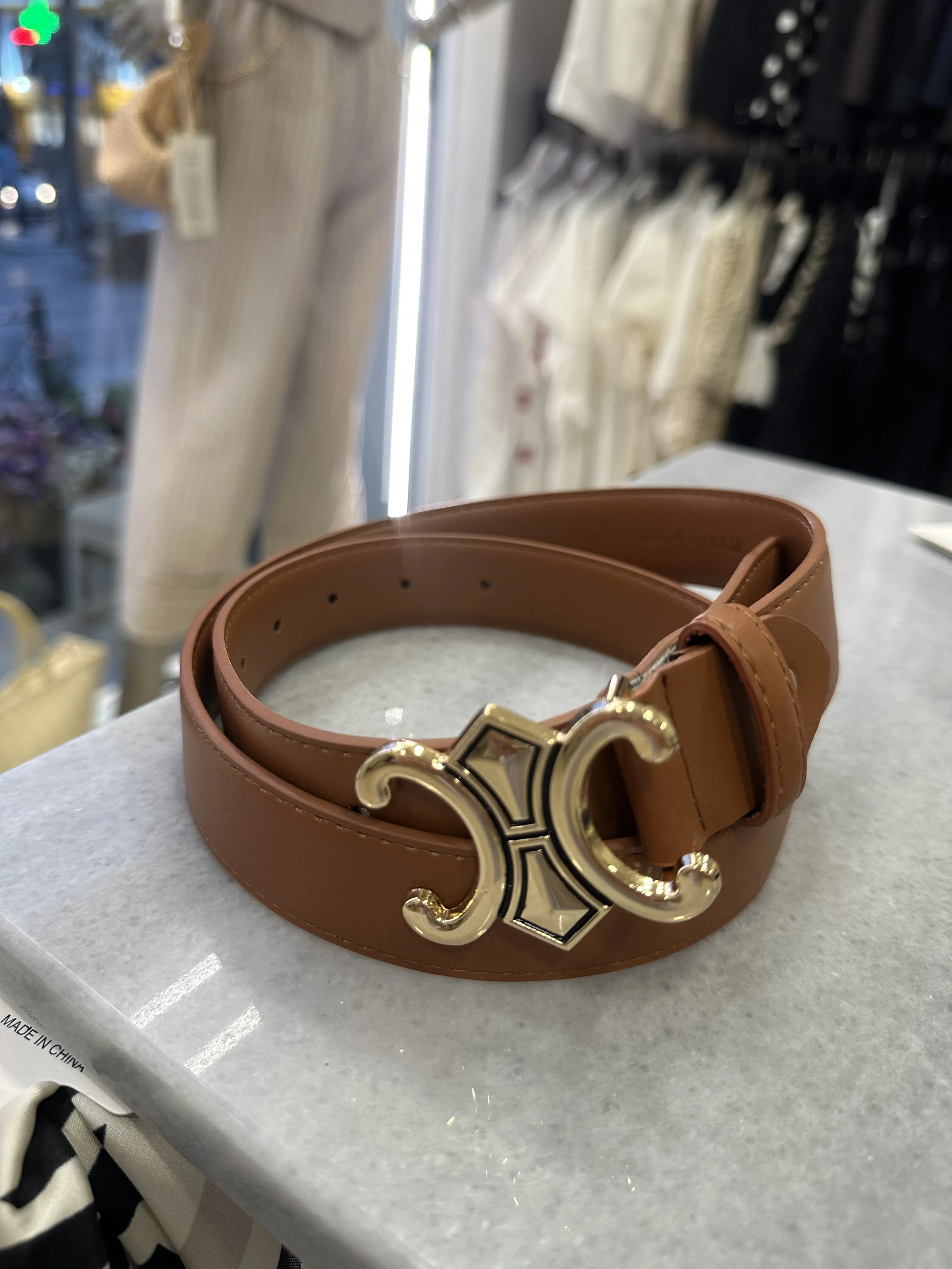Ζώνη καφέ δερματίνη με χρυσή λεπτομέρεια