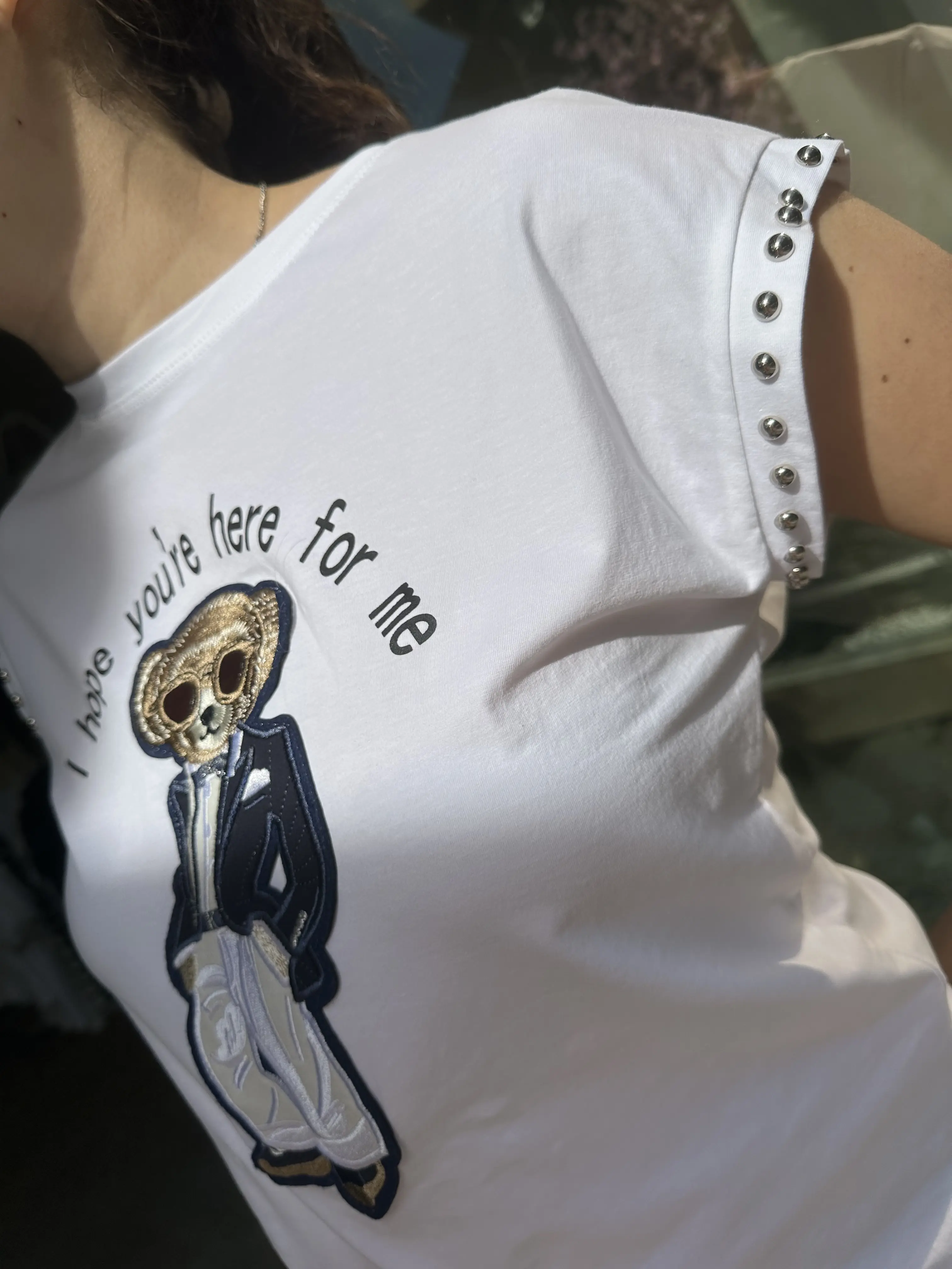 κοντομάνικο t-shirt με λεπτομέρεια αρκουδάκι