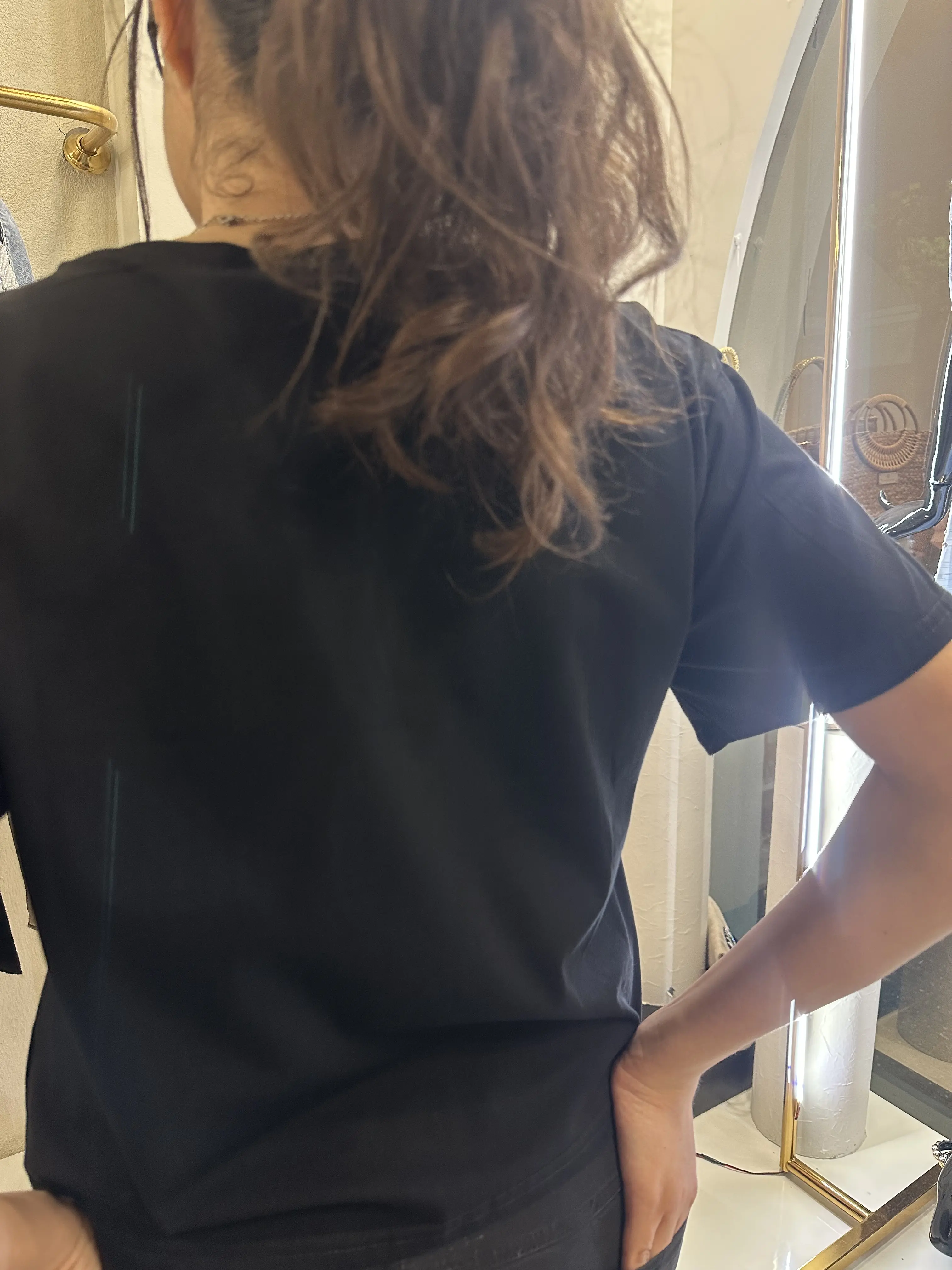 Μπλούζα κοντομανίκη με λεοπάρ λογότυπο και παγέτα