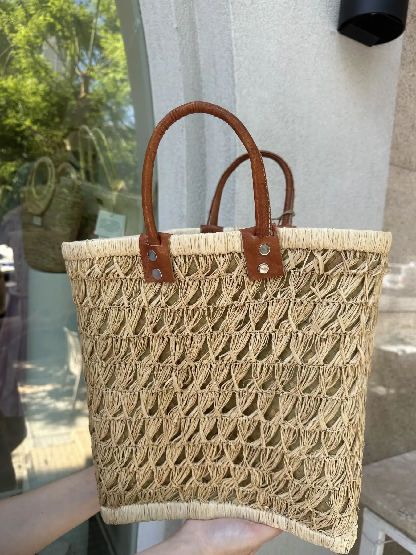 Χειροποίητη Ψάθινη Τσάντα με Δερμάτινα Χερούλια