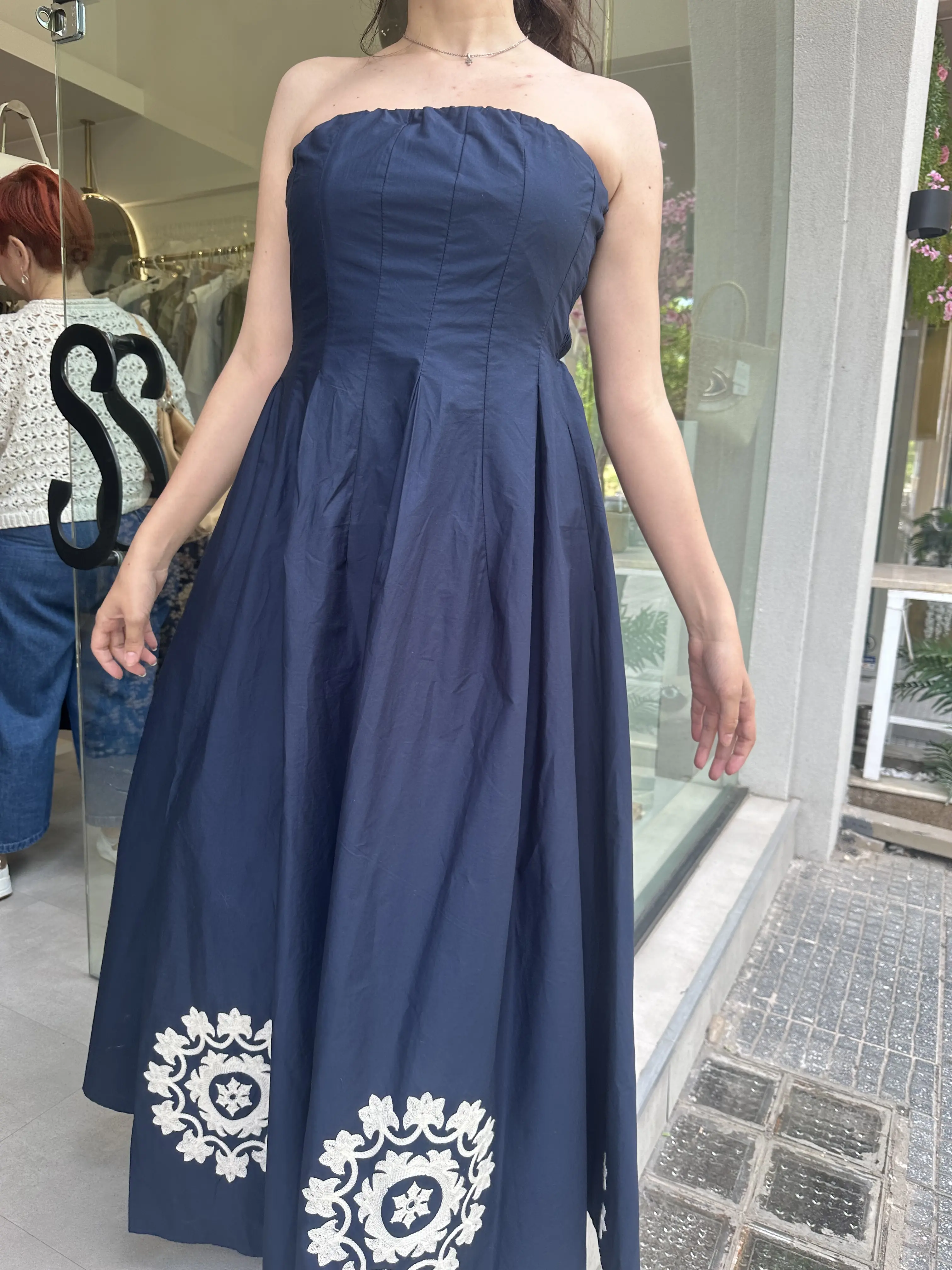 Φόρεμα στράπλες