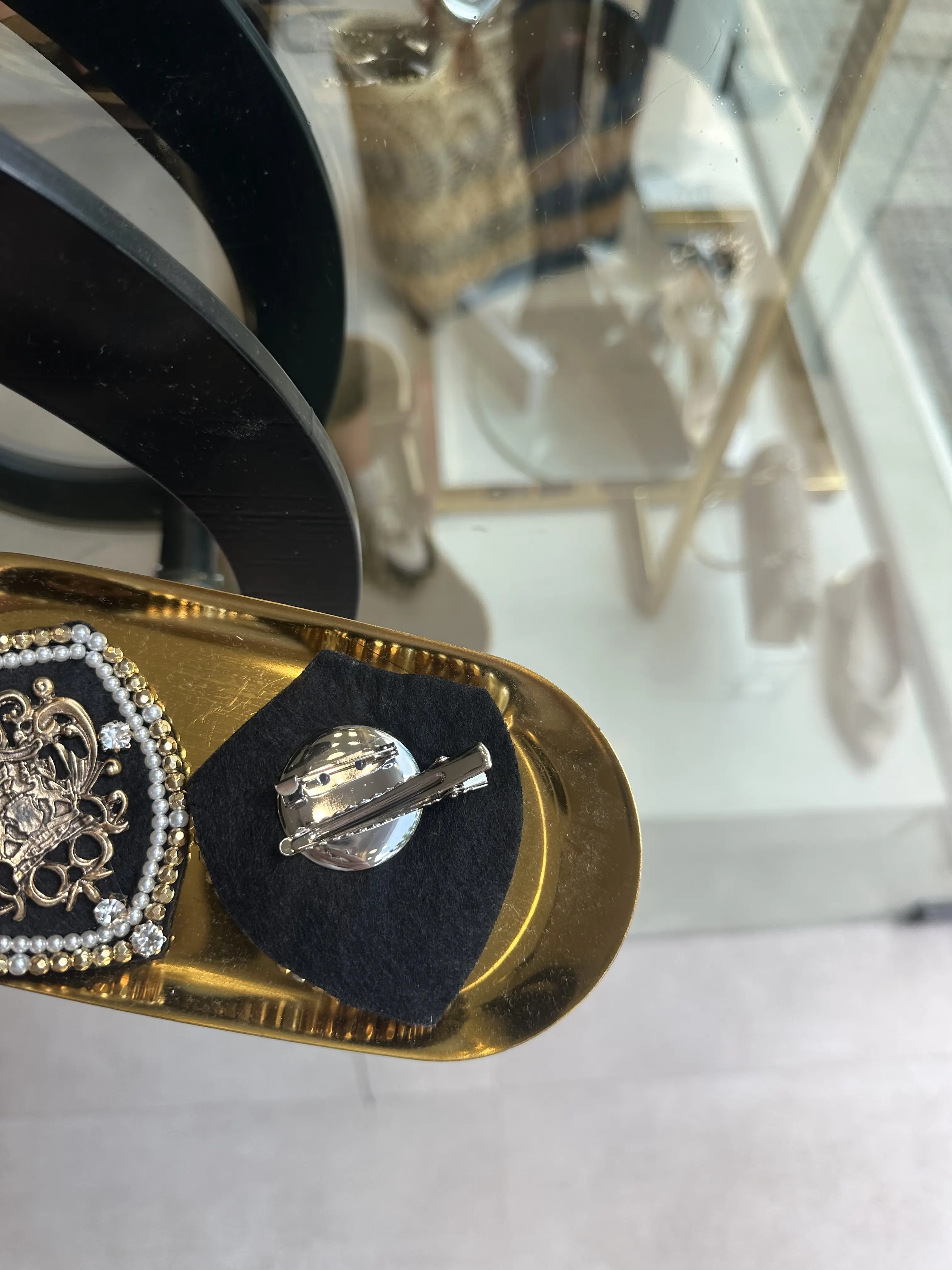 Καρφίτσα Queen