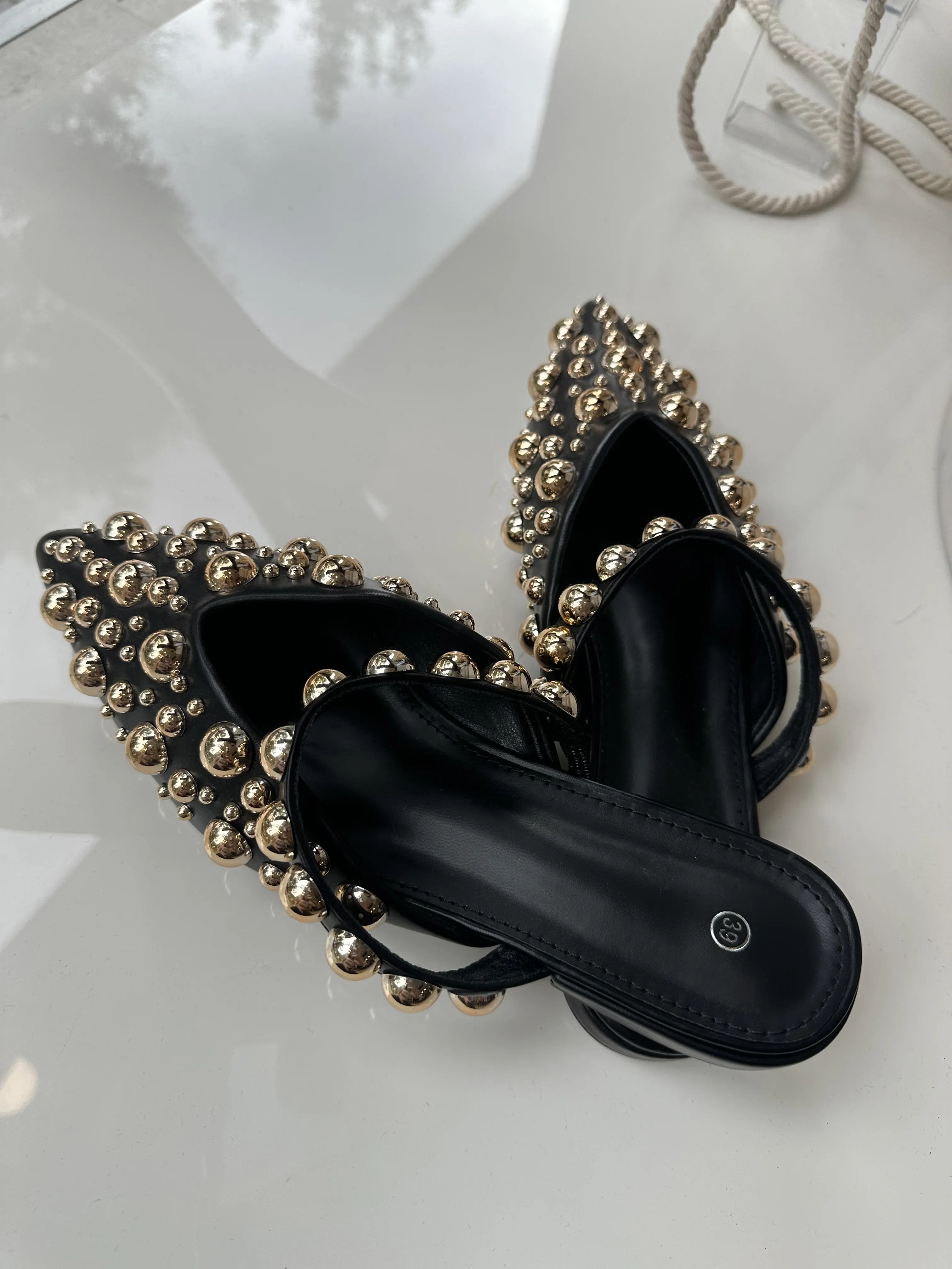 Mules με Χρυσά Τρουκς