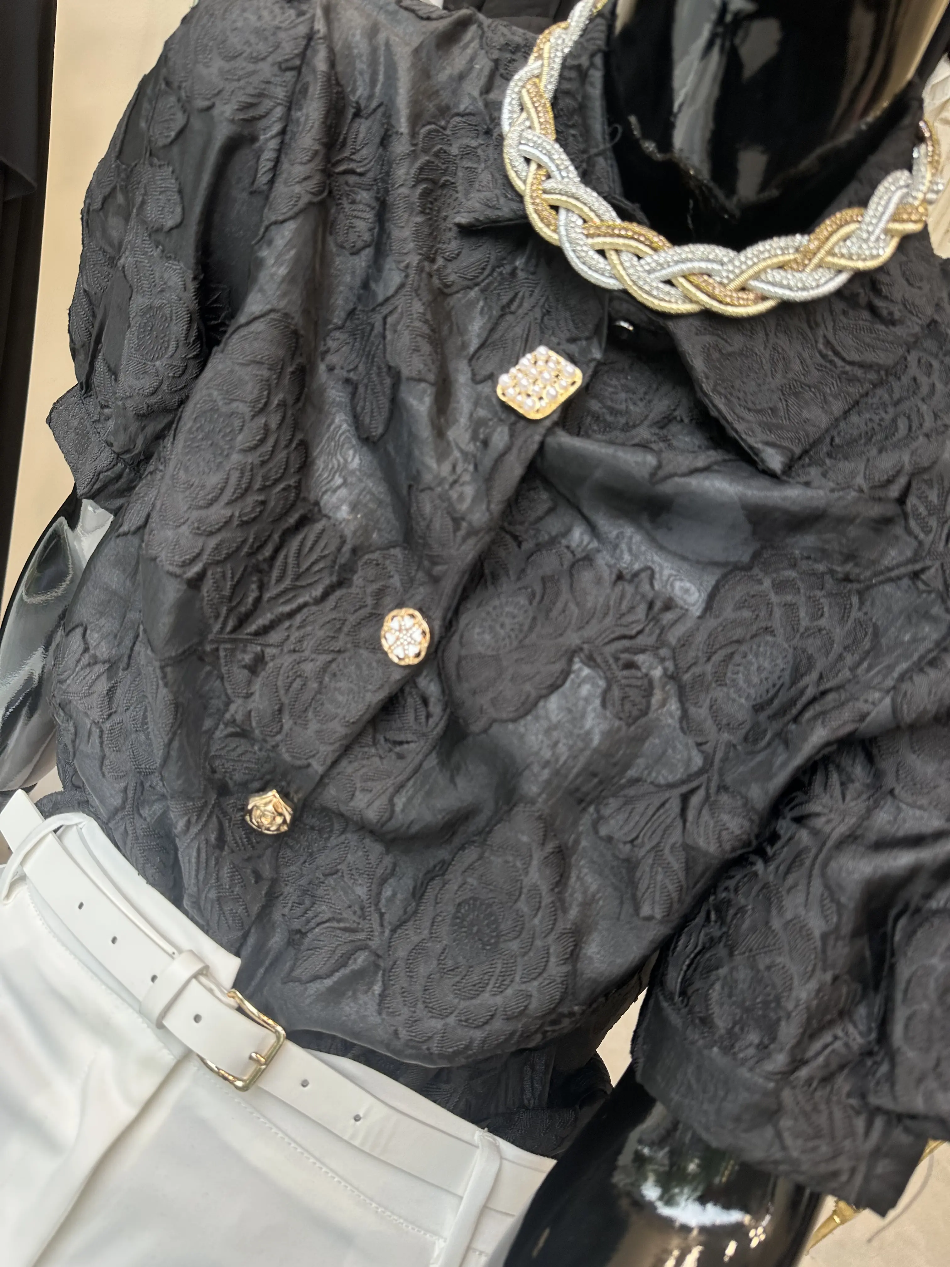 Πουκάμισο Δαντέλα με Διακοσμητικά Κουμπάκια