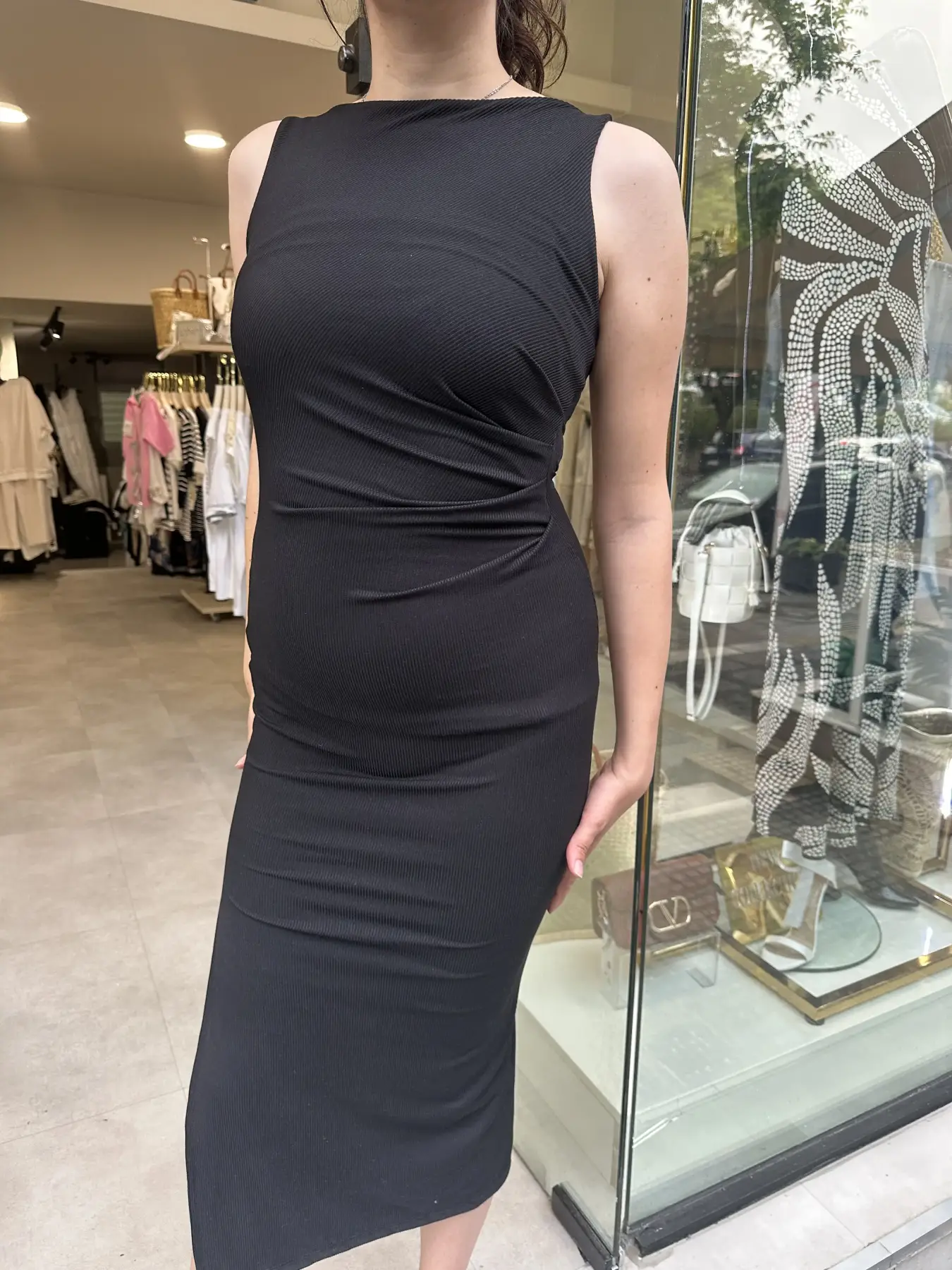 Μαύρο Εφαρμοστό Ριπ Φόρεμα με Σκίσιμο στο πλάι