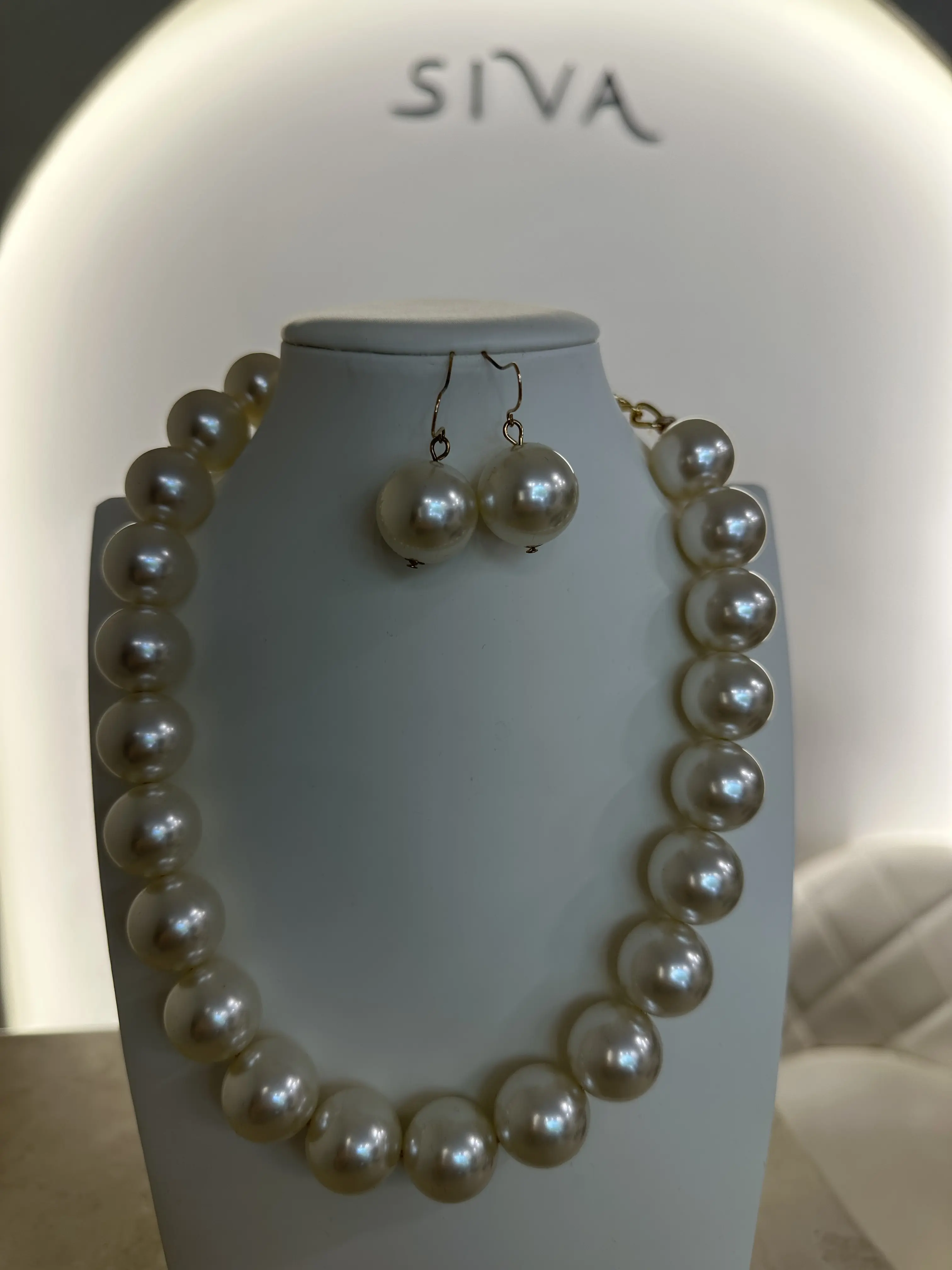 Κολιέ λευκές πέρλες σέτ με σκουλαρίκια