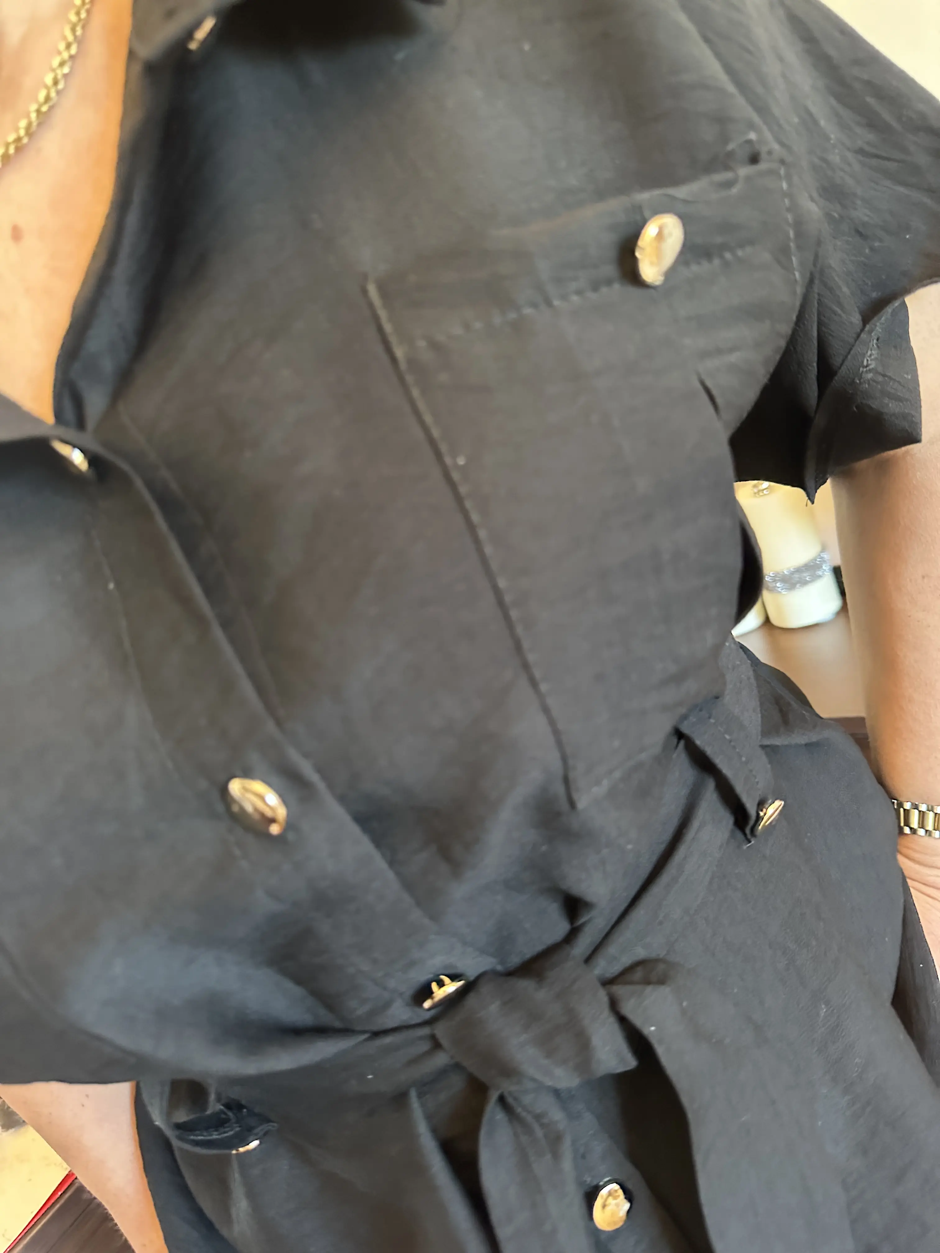 Μαύρο σετ παντελόνα με ζωνάκι στη μέση