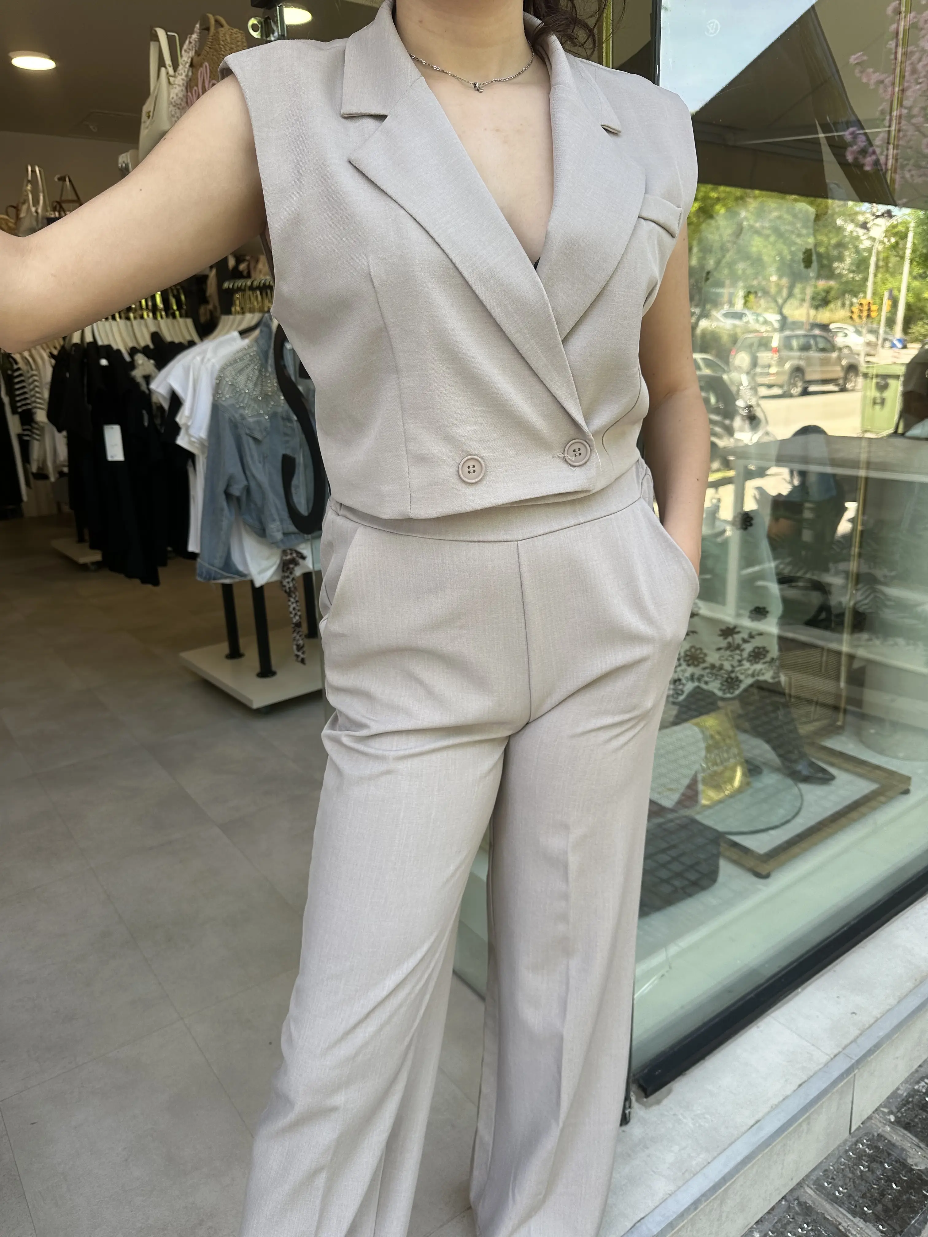 Σετ Κοντό Γιλέκο και Παντελόνι σε Χρώμα Elephant