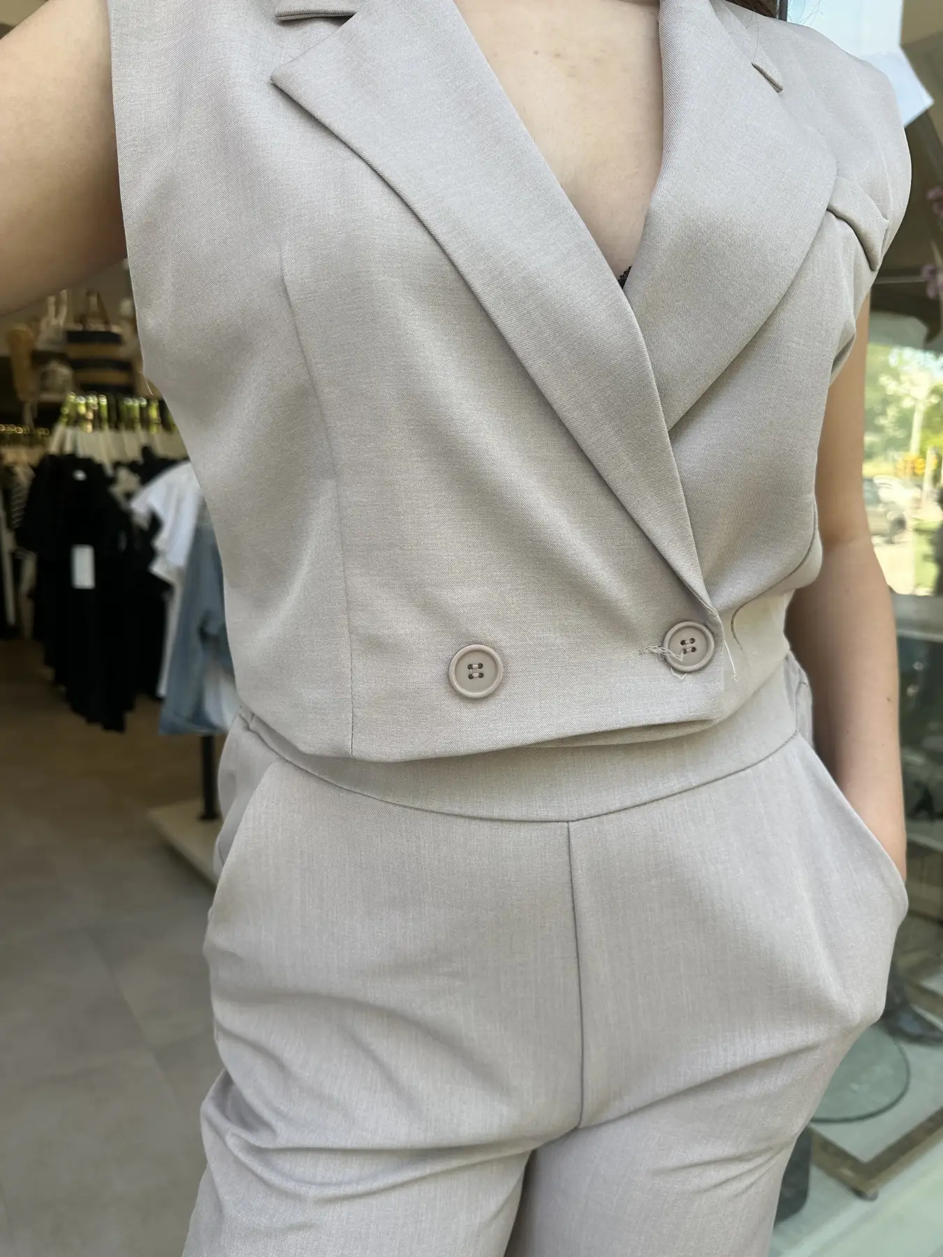 Σετ Κοντό Γιλέκο και Παντελόνι σε Χρώμα Elephant