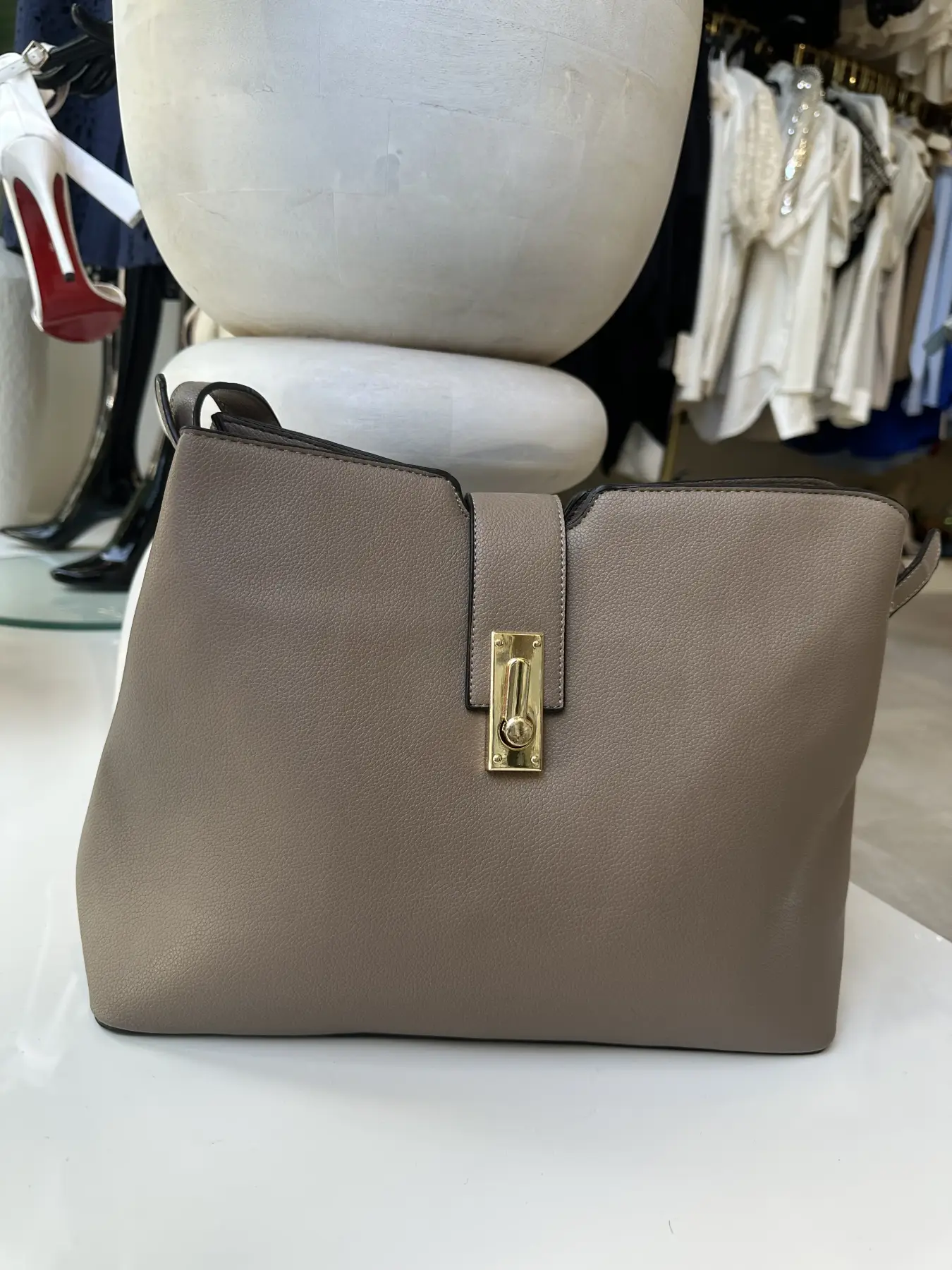 Μπεζ  elephant Καθημερινή Τσάντα με Χρυσό Κούμπωμα