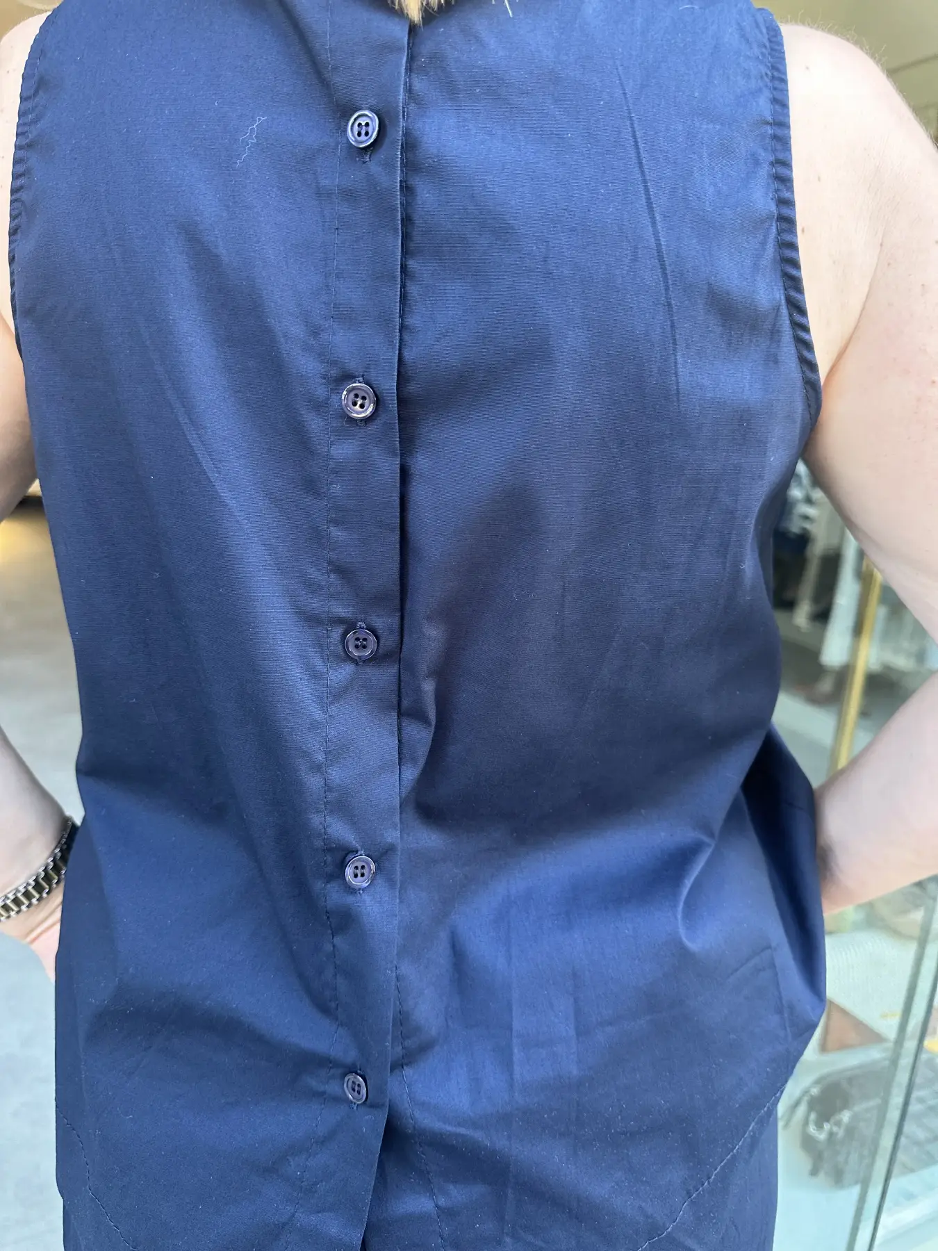 Σκούρο Μπλε Σετ με Κουμπιά στο πίσω μέρος