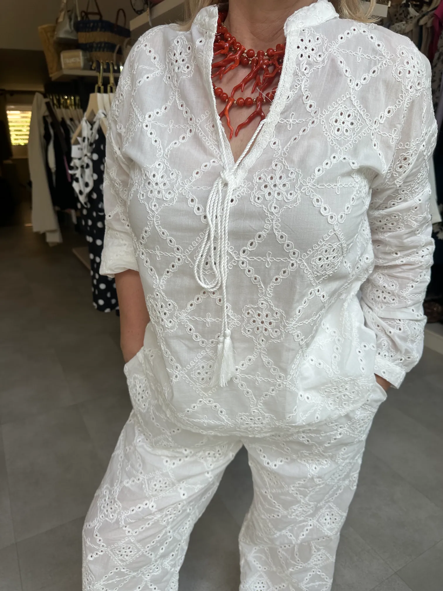 Λευκό Κιπούρ Σετ με Πουκαμίσα και Παντελόνα