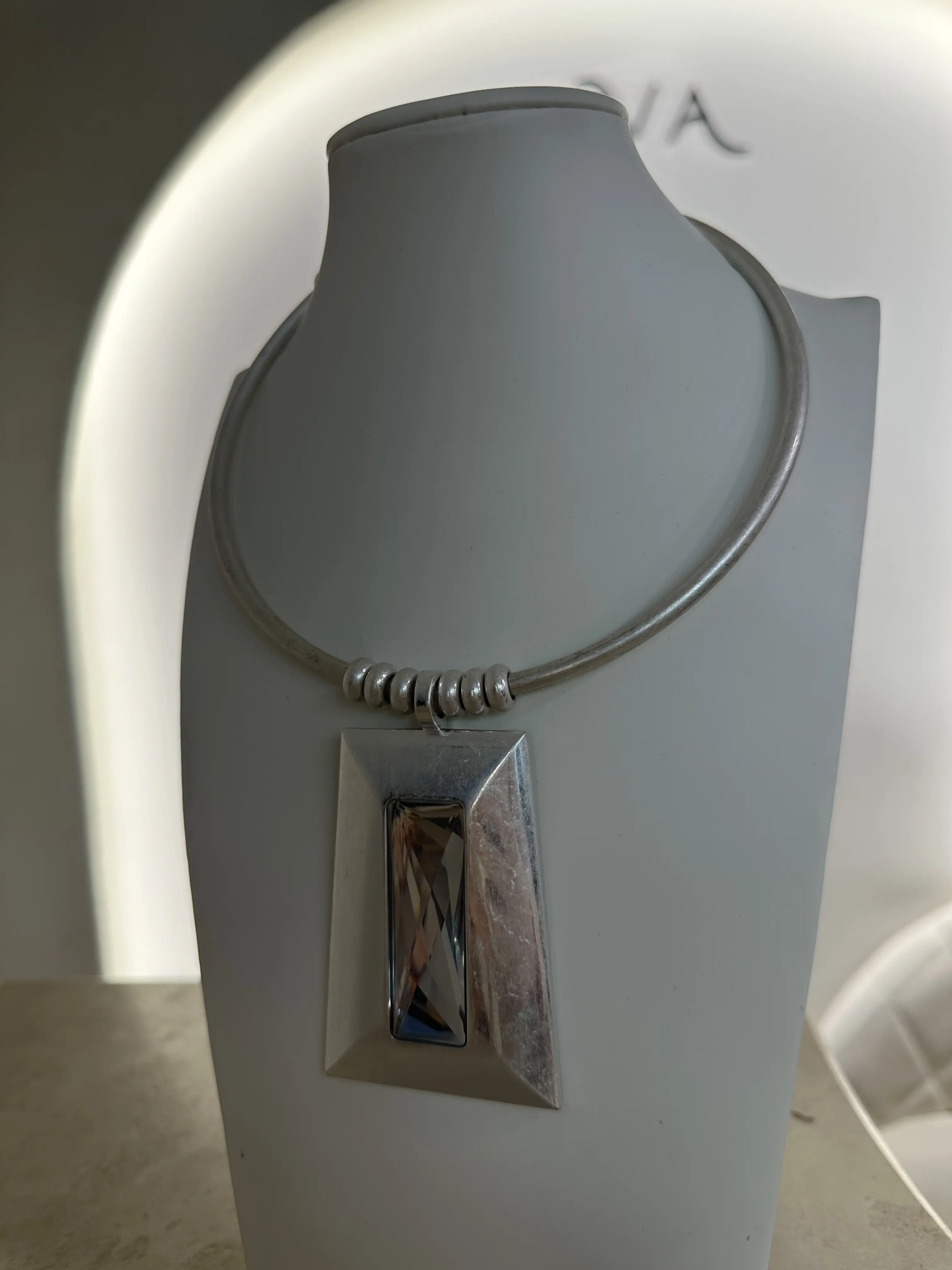 Κολιέ  χρώμα ασήμι