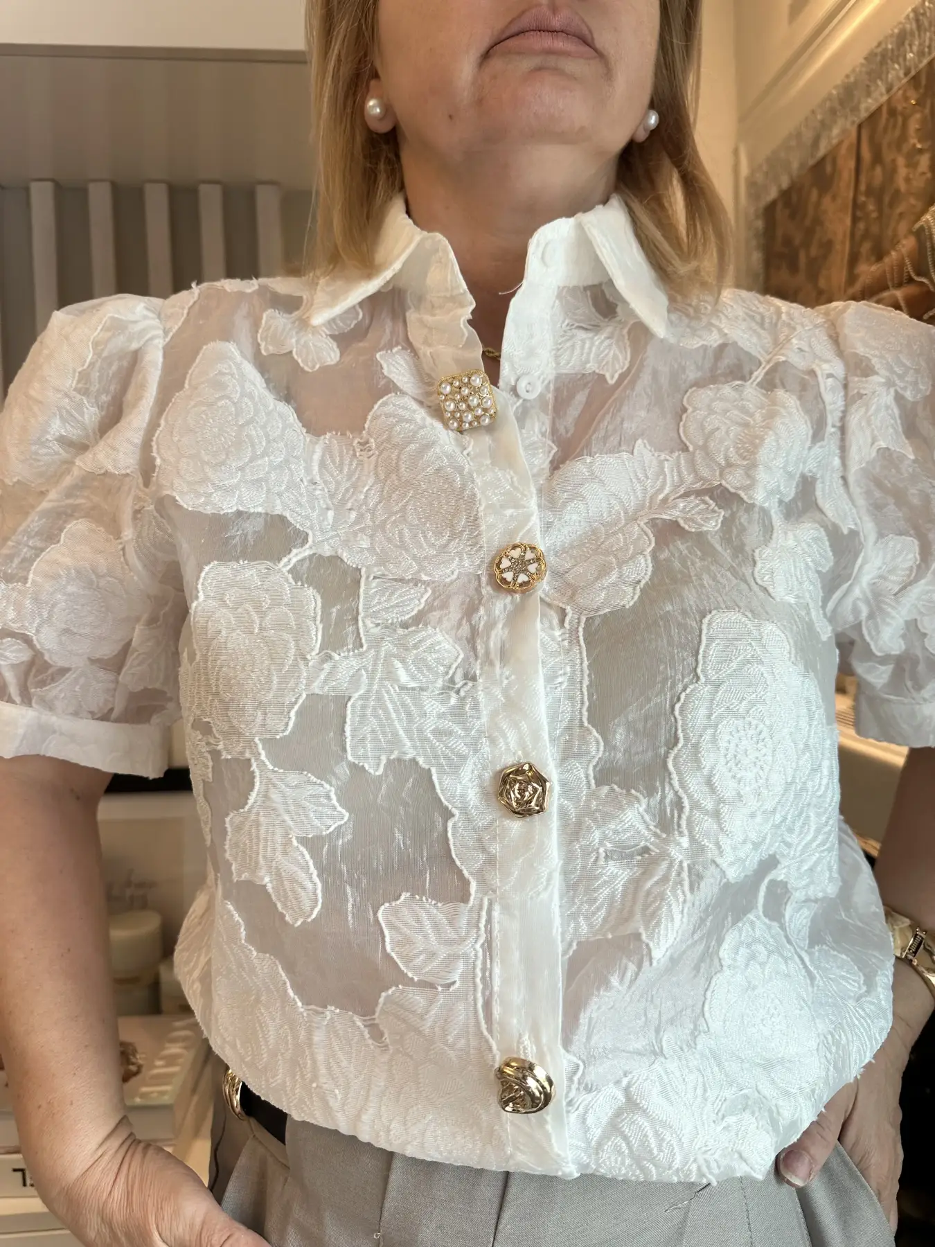 Πουκάμισο με λουλούδι και στράς