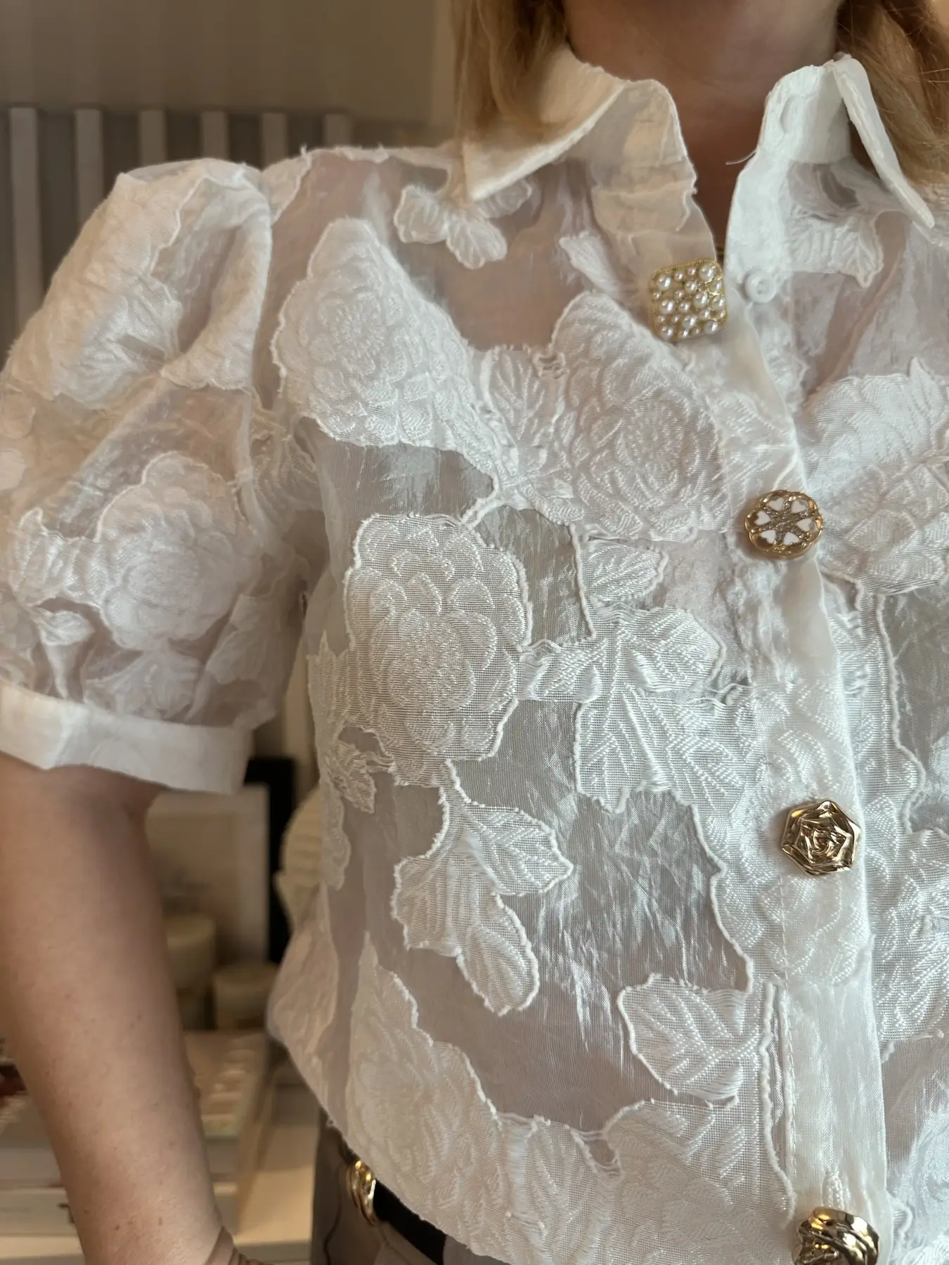 Πουκάμισο με λουλούδι και στράς