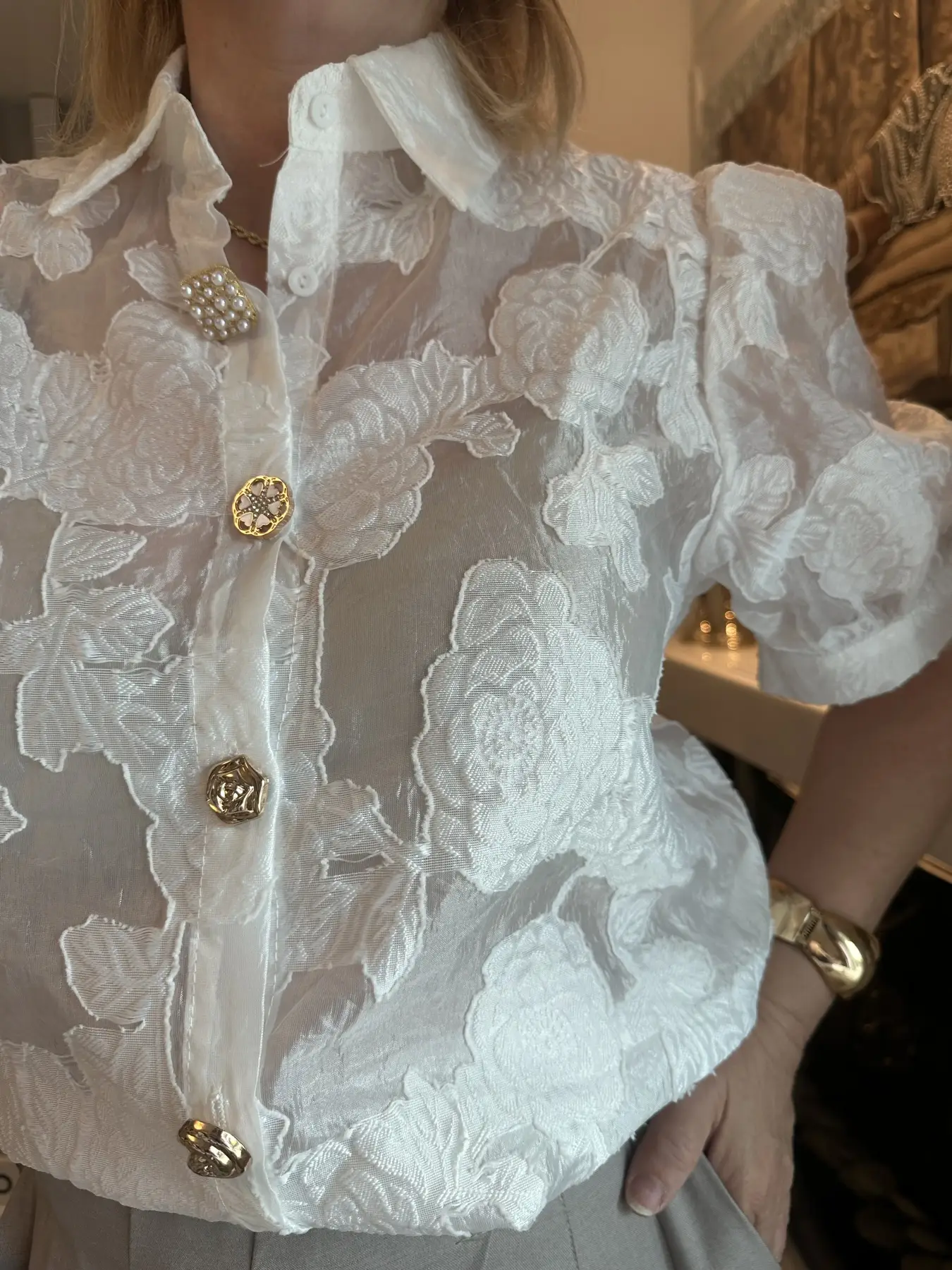 Πουκάμισο με λουλούδι και στράς