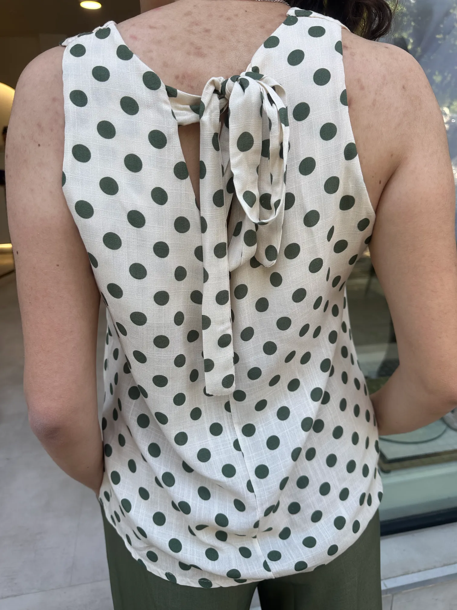 Μπλούζα Μπεζ με Πράσινα Πουά