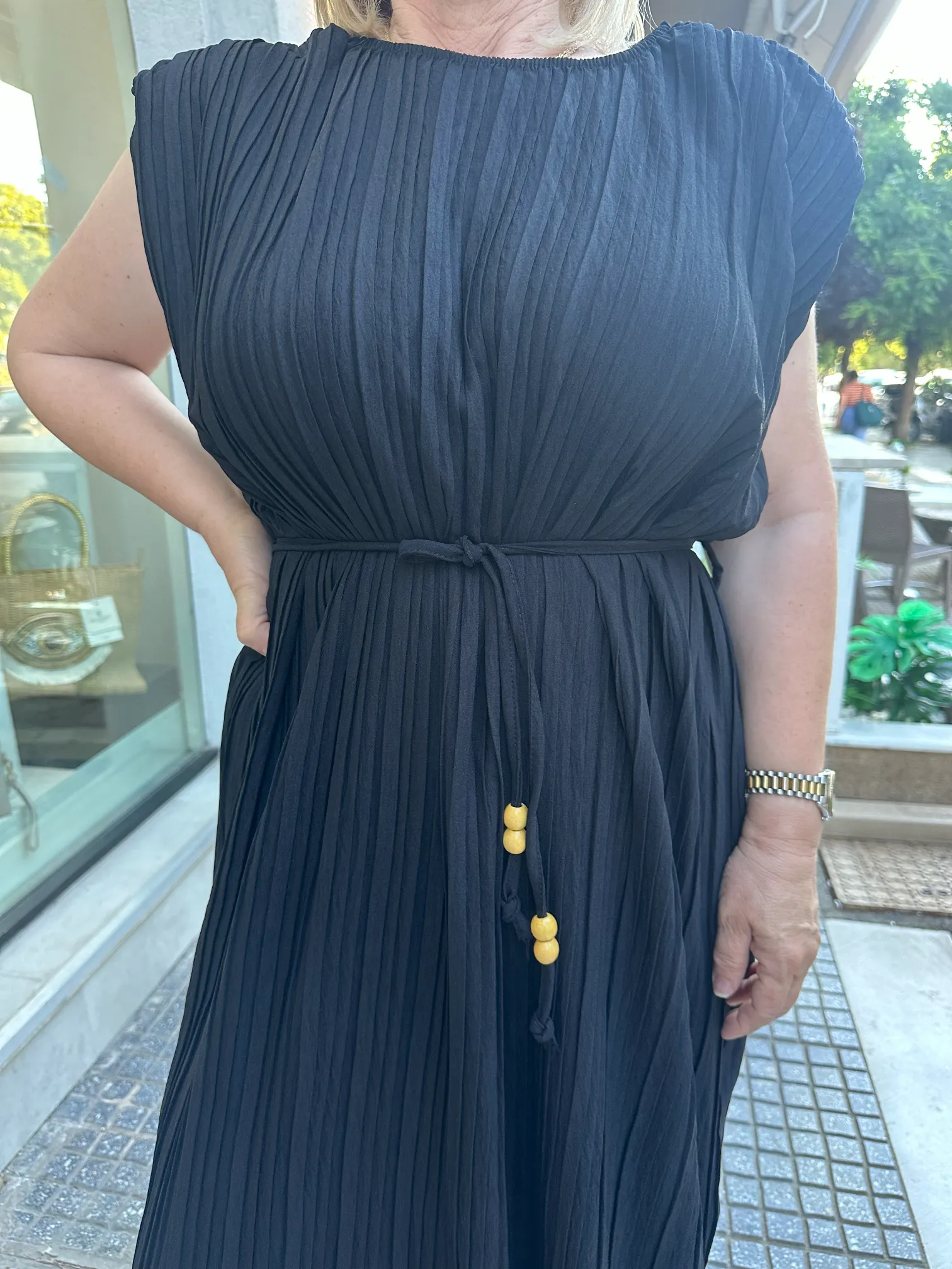 Μαύρο Πλισέ Φόρεμα