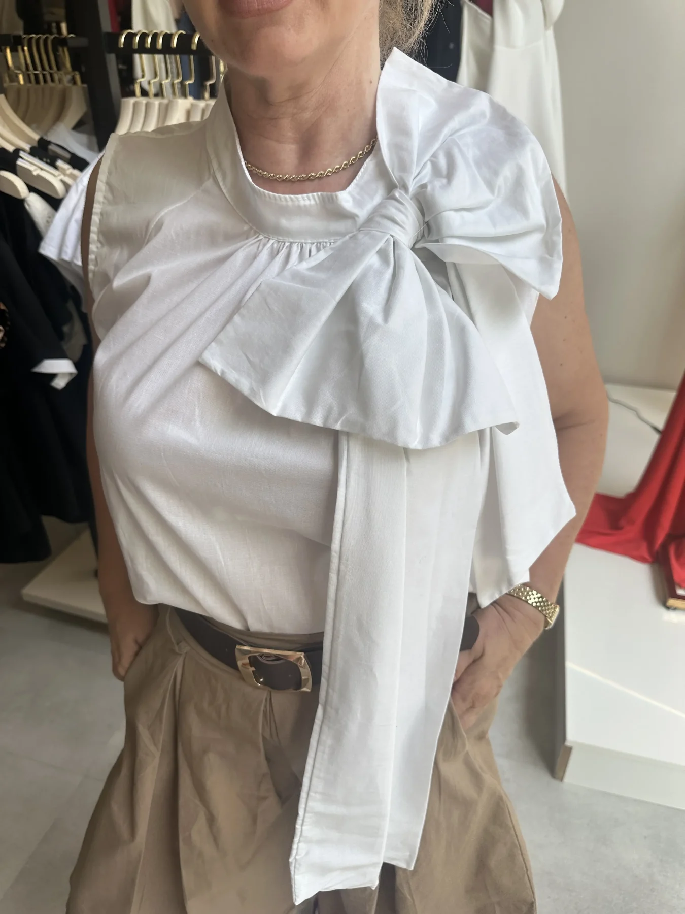 Μλπούζα λευκή με φιόγκο