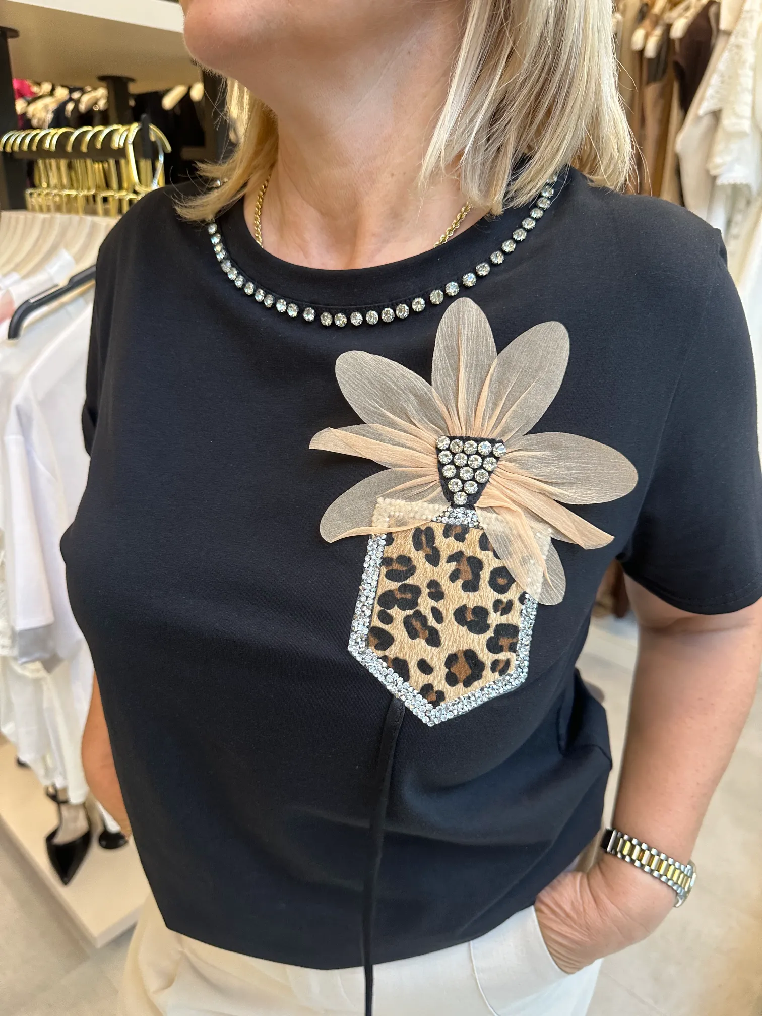 Μλπούζα μαύρη με λουλούδι λεοπάρ