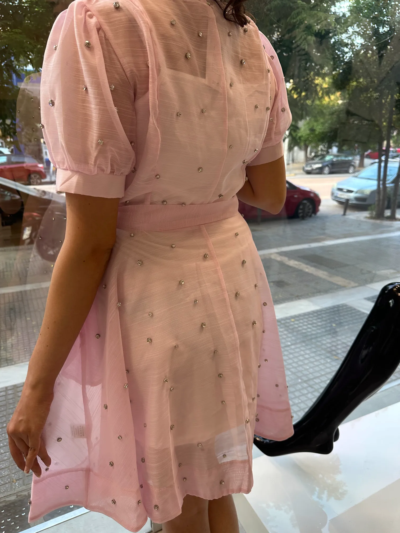 Ροζ φόρεμα με στρας