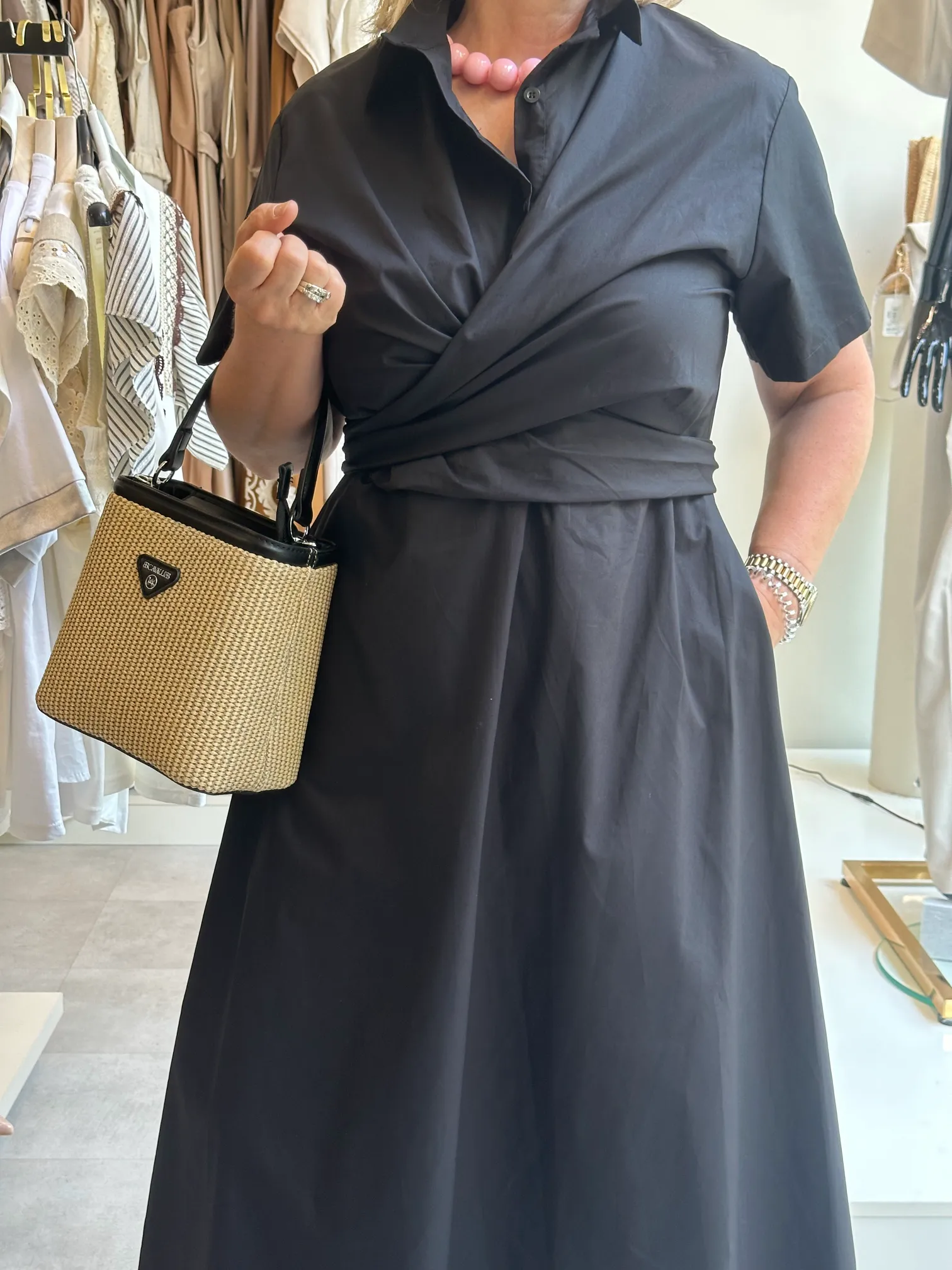 Φόρεμα μαύρο κρουαζέ