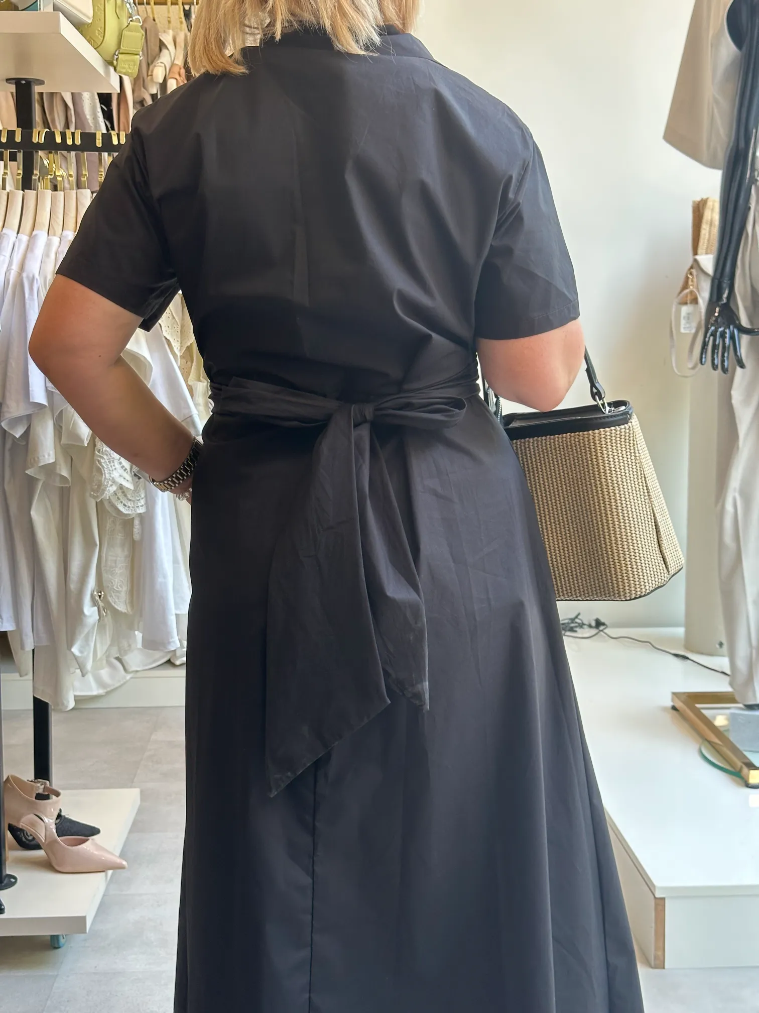 Φόρεμα μαύρο κρουαζέ