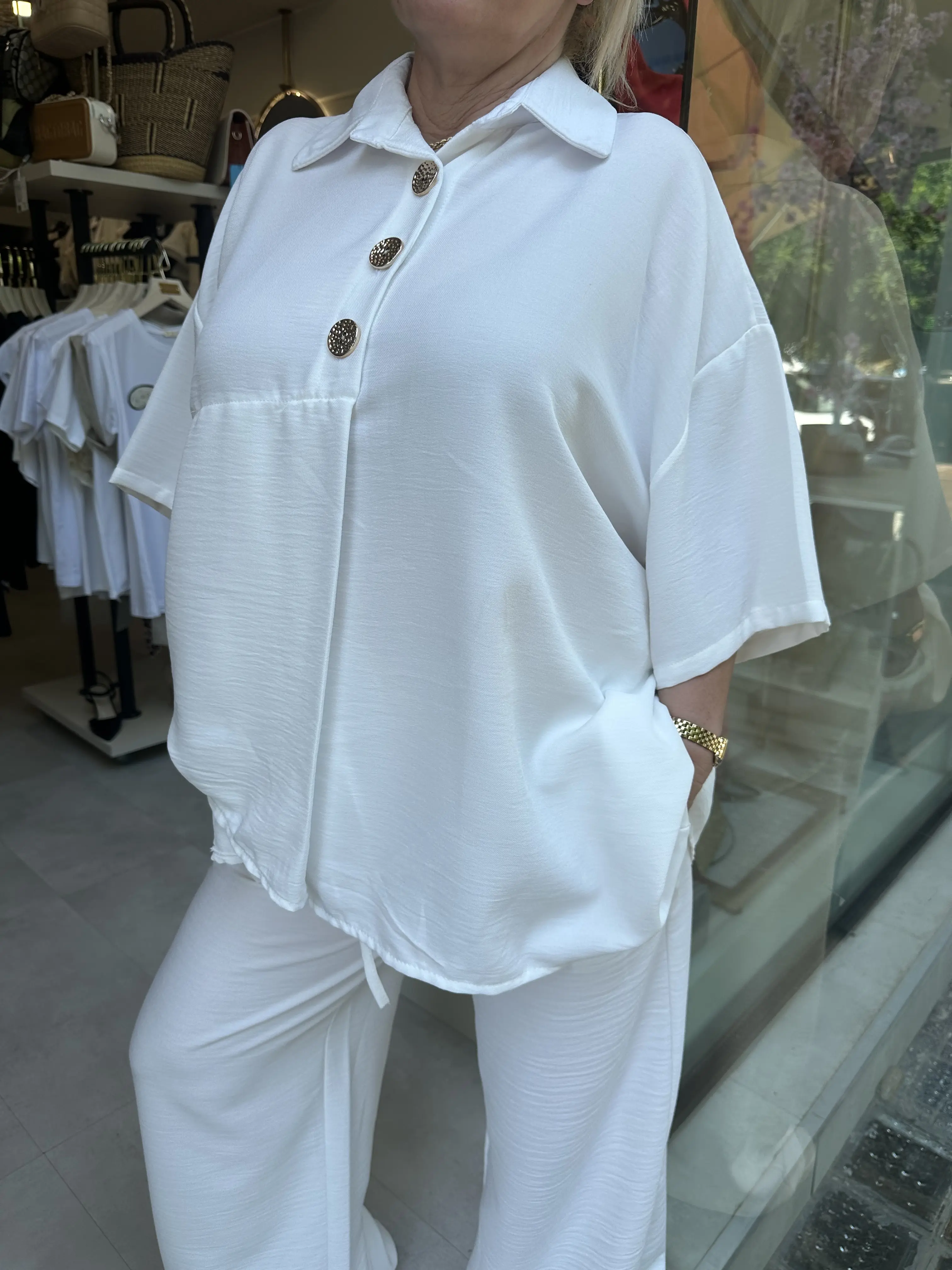 Σετ λευκό με κουμπιά