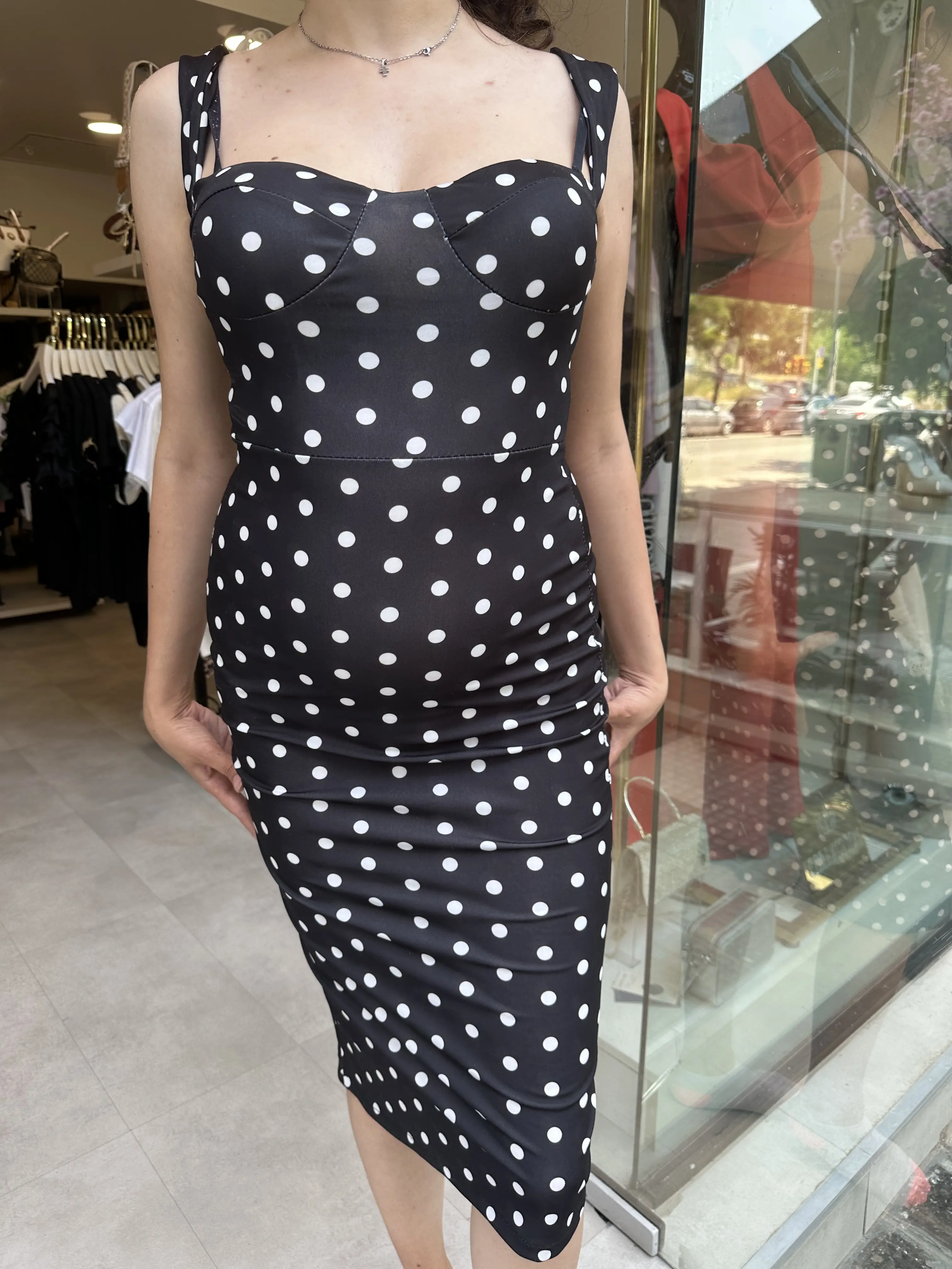 Φόρεμα πουά