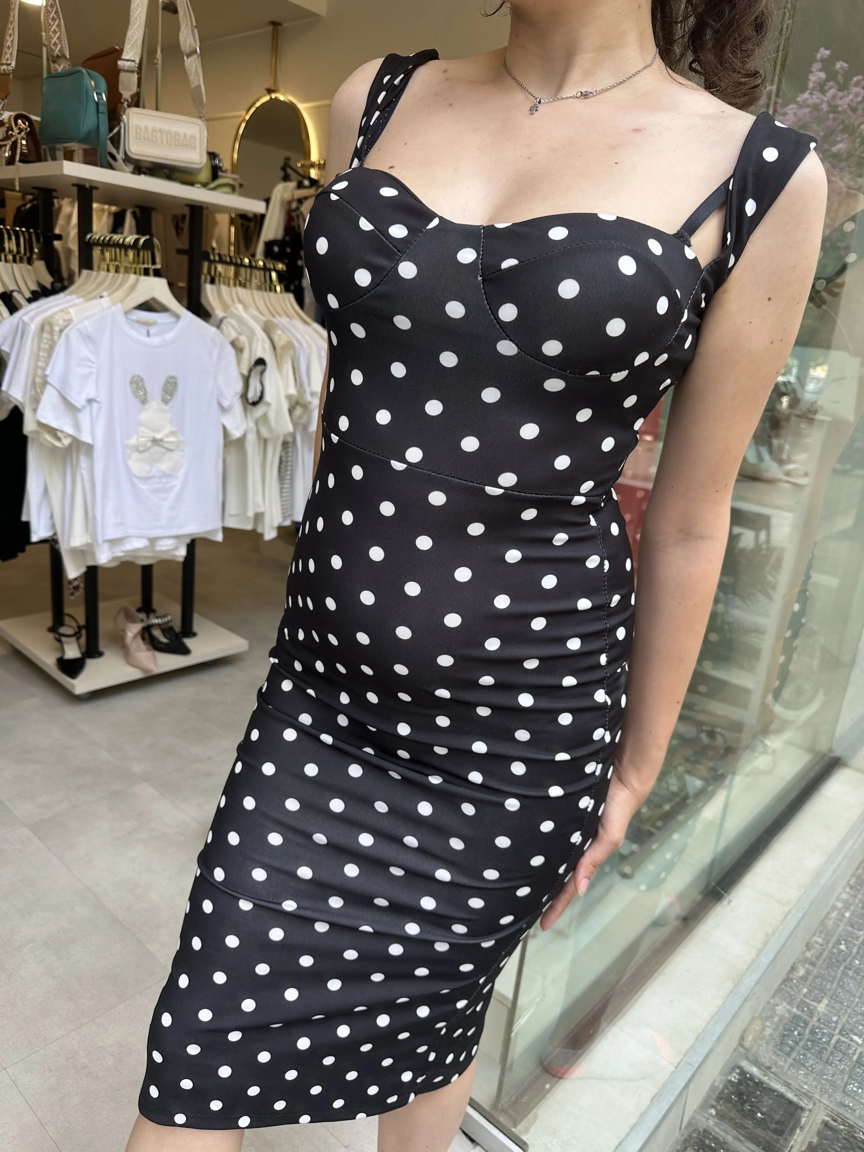 Φόρεμα πουά