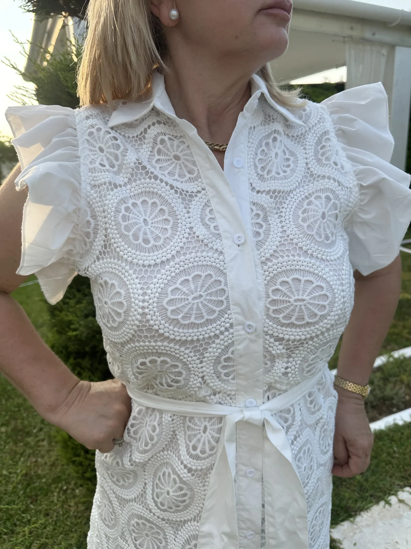 Φόρεμα λευκό κιπούρ