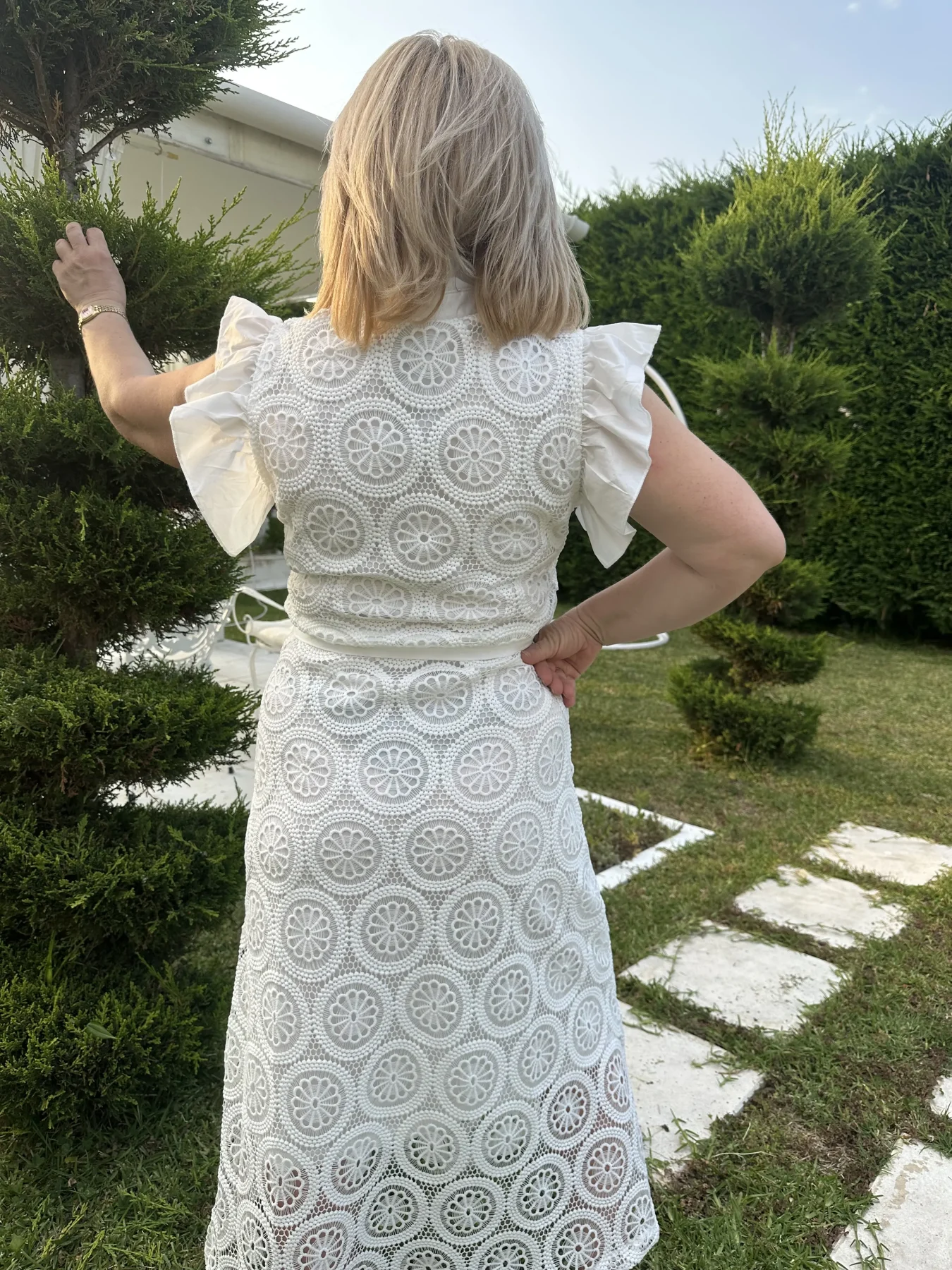 Φόρεμα λευκό κιπούρ