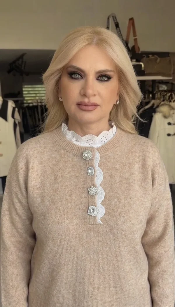 Lace Charm Sweater Πλεκτή Μπλούζα