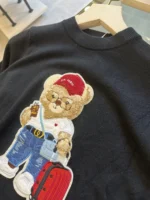 Μαύρη πλεκτή μπλούζα με Teddy Bear απλικέ