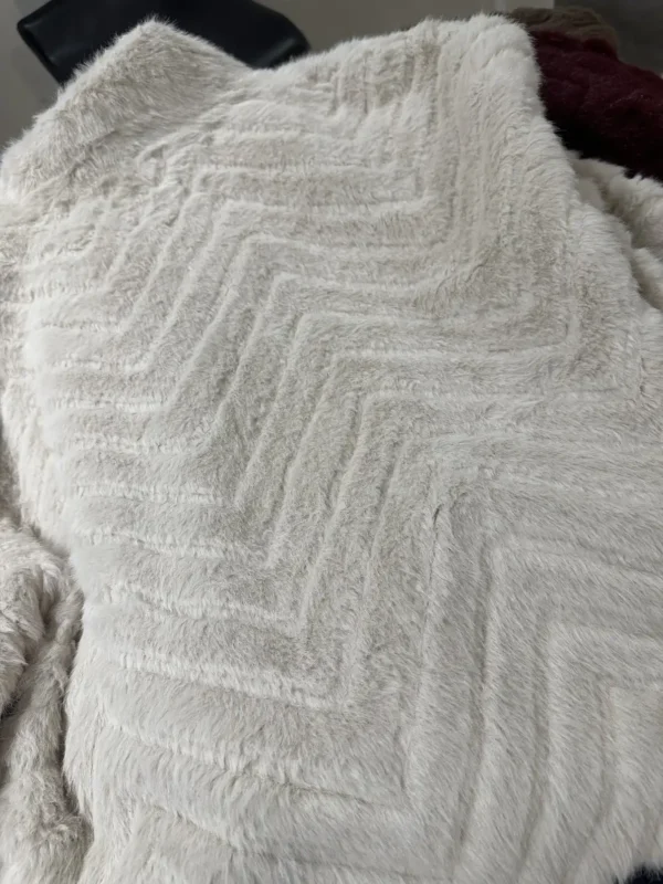 Γούνα Luxury Faux Fur Jacket
