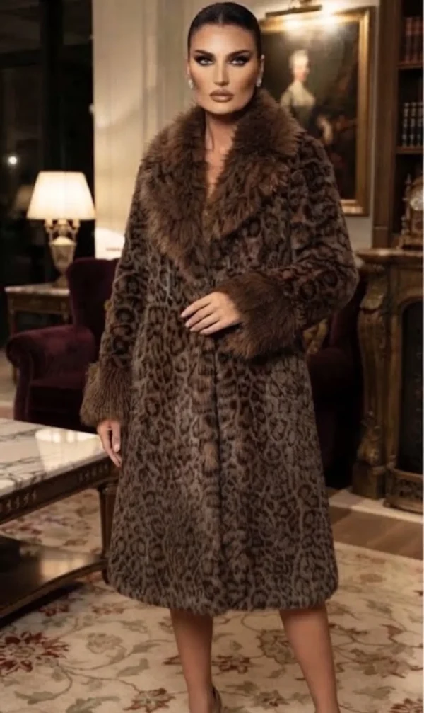Γούνα Animal Print με Πλούσιο Γούνινο Γιακά