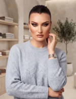 Πλεκτή Μπλούζα με Εντυπωσιακό Floral Σχέδιο στην Πλάτη