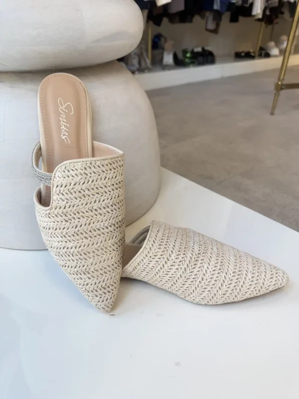 Capri Chic Ψάθινο Mule με Λεπτομέρεια Στρας