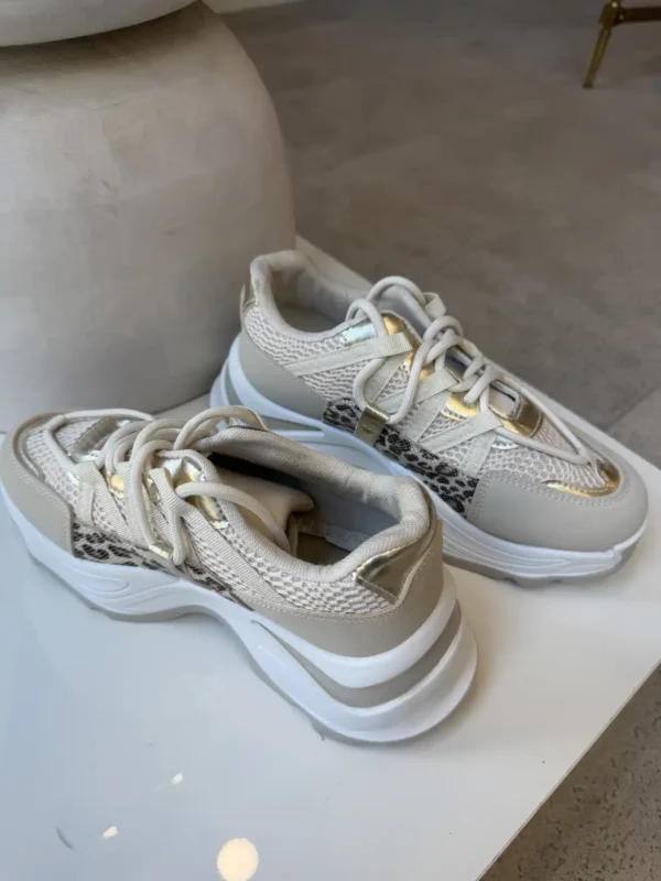 Urban Luxe Sneakers Με Χρυσές και Animal Λεπτομέρειες