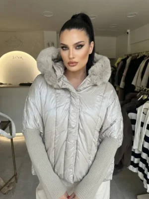 Ασημί Puffer Μπουφάν με Κουκούλα & Γούνινη Επένδυση