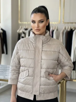 Oversized Εκρού Καπιτονέ Μπουφάν με Κρόσσια